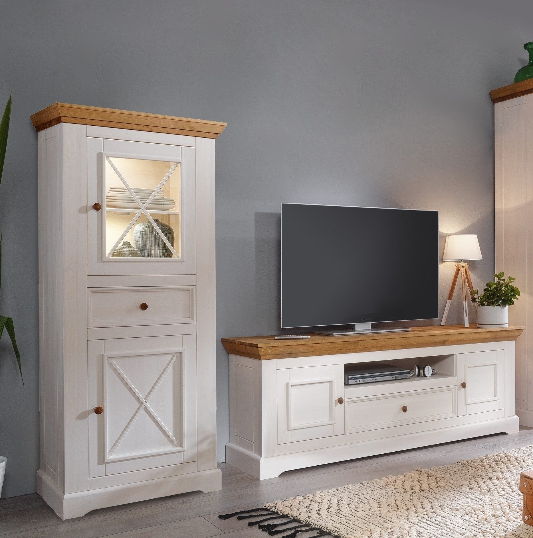 G+K Мебельvertriebs GmbH Wohnwand (2-teilig) weiss / eichefarbig - 268x177x42 (BxHxT), (2-teilig)