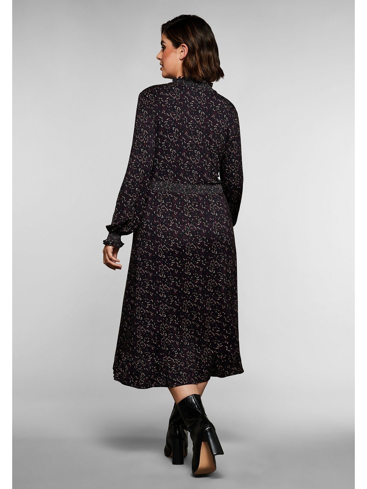 Große mit Jerseykleid Details Größen Sheego schwarz gesmokten bedruckt