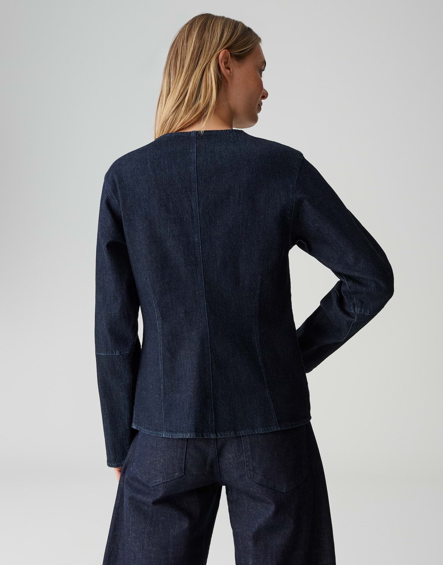 OPUS Jeansbluse FARTIS Slim tailliert in dunklem Denimblau schmale Passform, natürlicher Griff