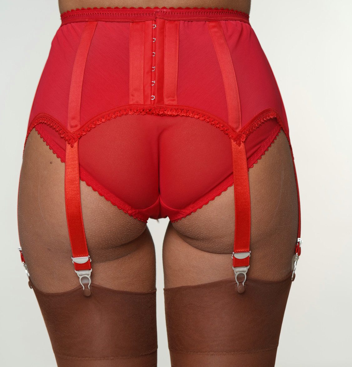 Vicky's Nylons Strumpfhalter Abby Strumpfhalter 6 Straps Schwarz oder Rot