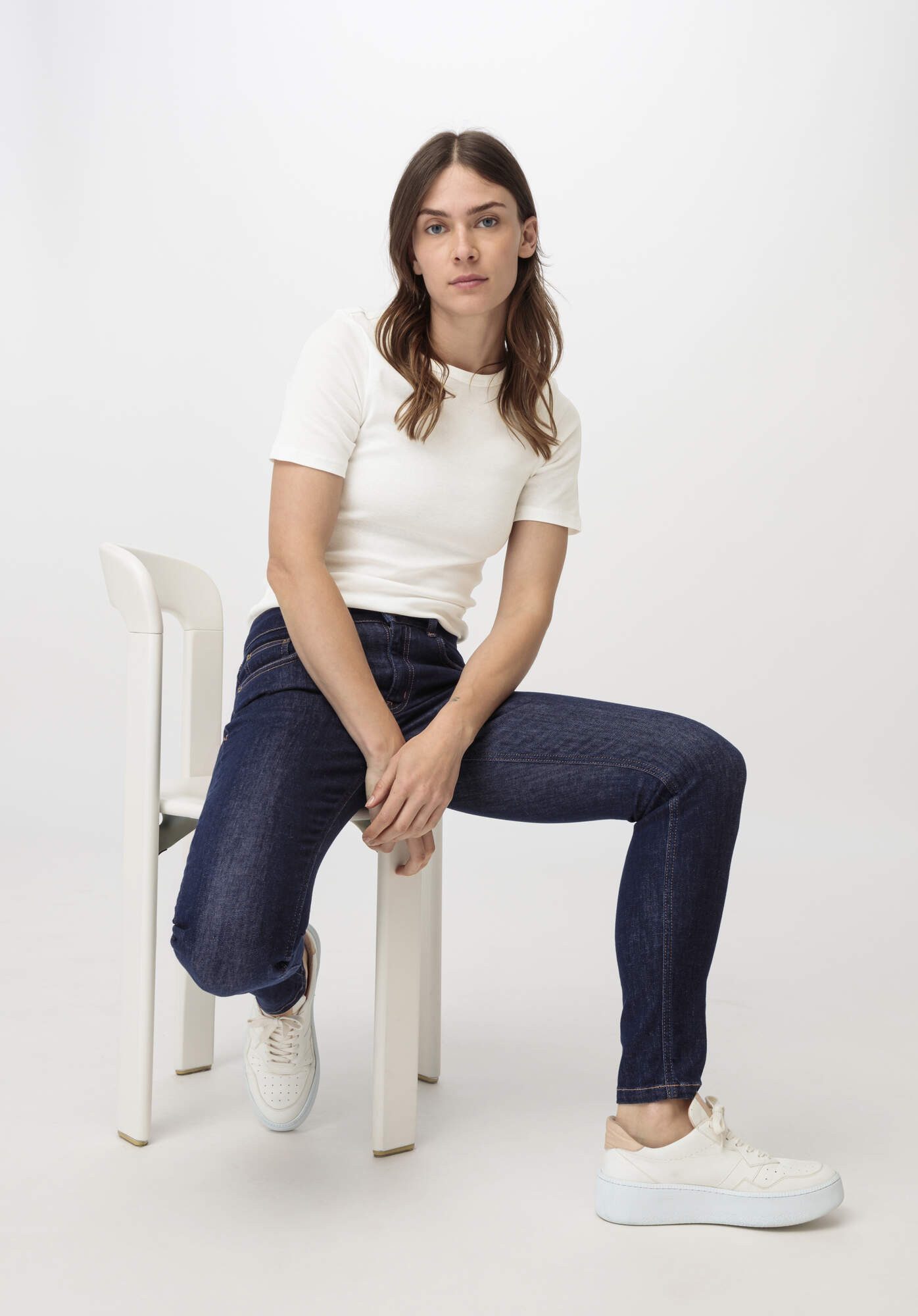 Hessnatur 5-Pocket-Jeans Lina Mid Rise Skinny Fit aus Bio-Denim (1-tlg) günstig online kaufen