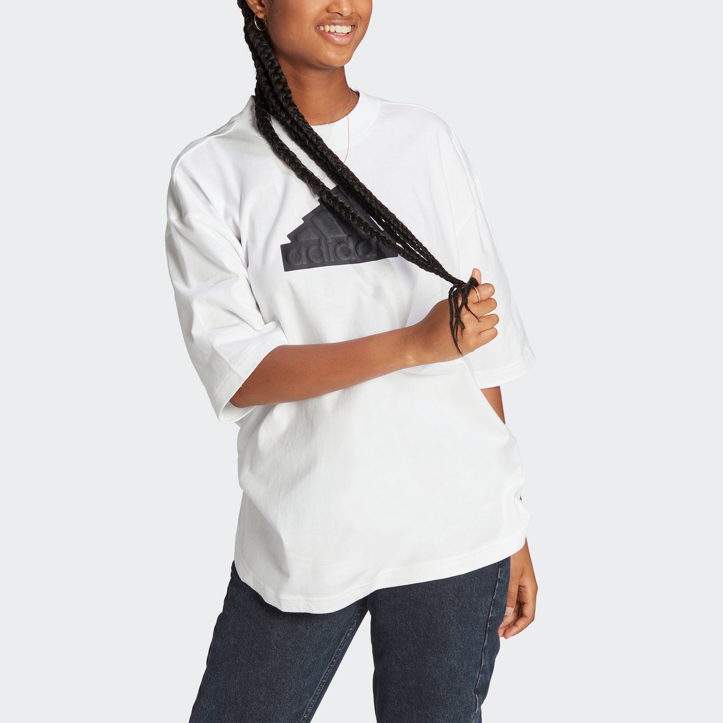 neuer Stil adidas Sportswear T-Shirt FUTURE BOYFRIEND ICONS white SPORT BADGE OF