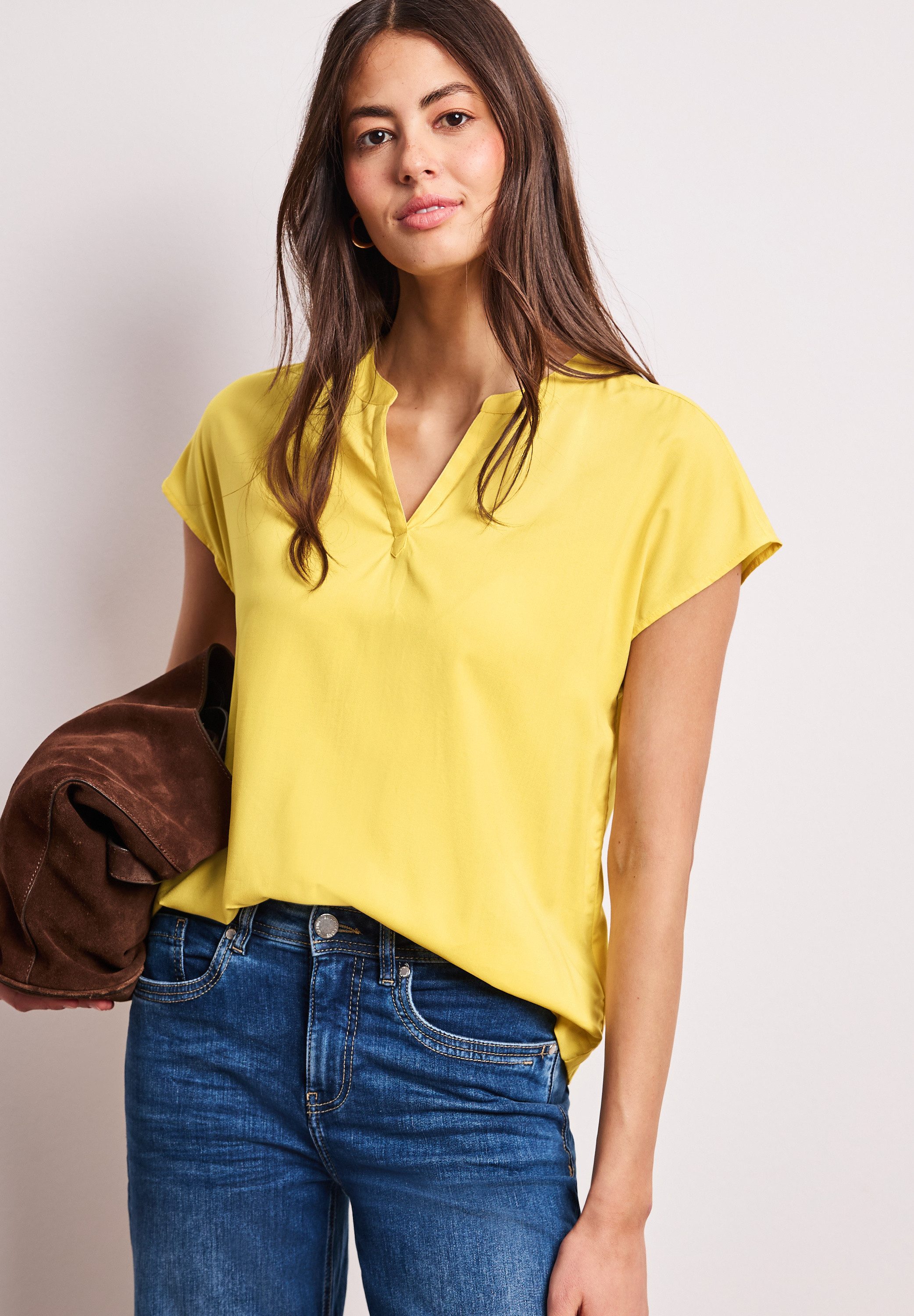 STREET ONE Kurzarmbluse mit geschlitztem Rundhalsausschnitt