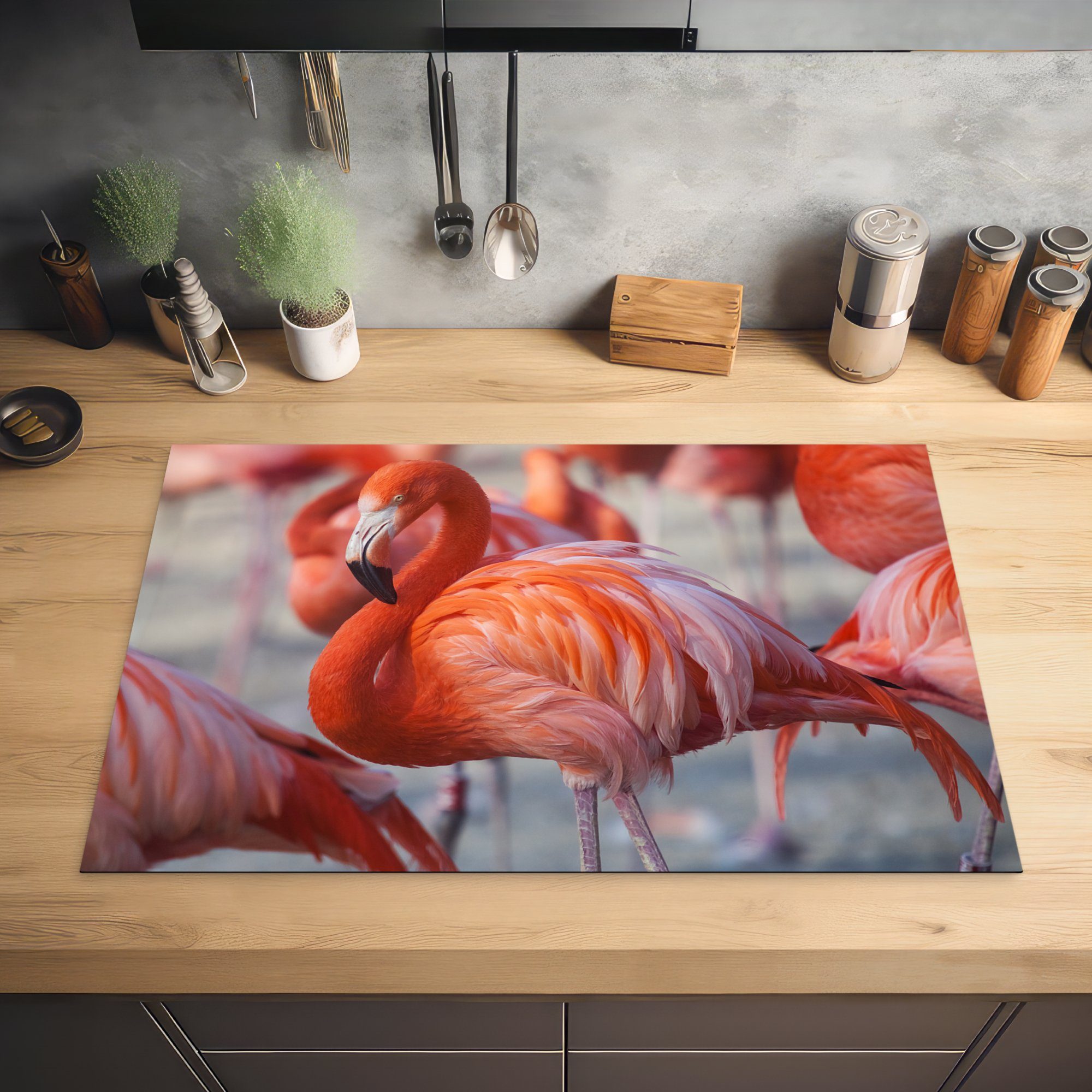 für Ceranfeldabdeckung, Arbeitsplatte MuchoWow Vogel (1 Flamingo - Tiere küche tlg), - Rosa, cm, 81x52 Herdblende-/Abdeckplatte Vinyl, -