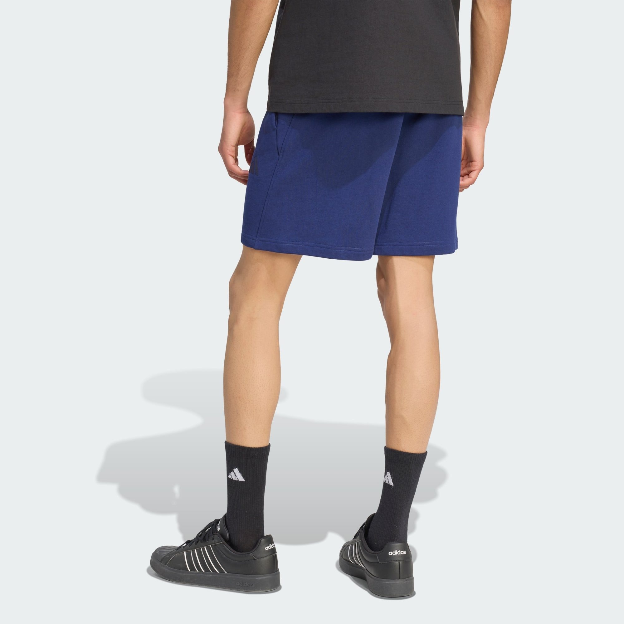 adidas Sportswear Shorts ADIDAS KIT SHORTS, KLEINES LOGO (1-tlg)