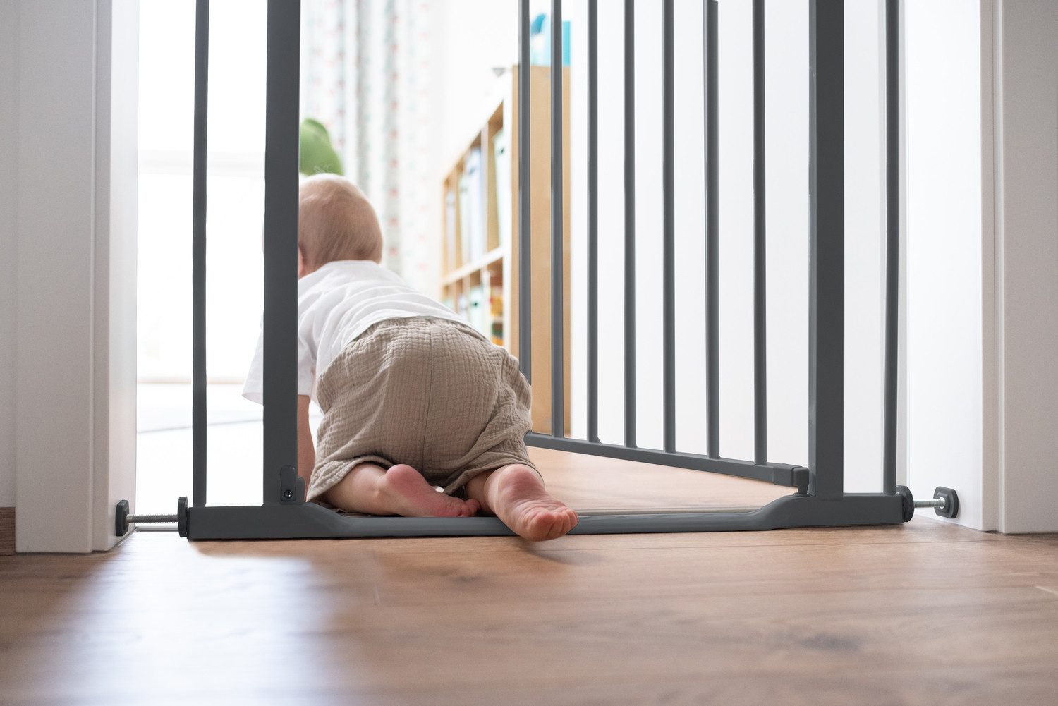 Hauck Türschutzgitter Clear Step Autoclose 2, Black, auch als Treppenschutz günstig online kaufen