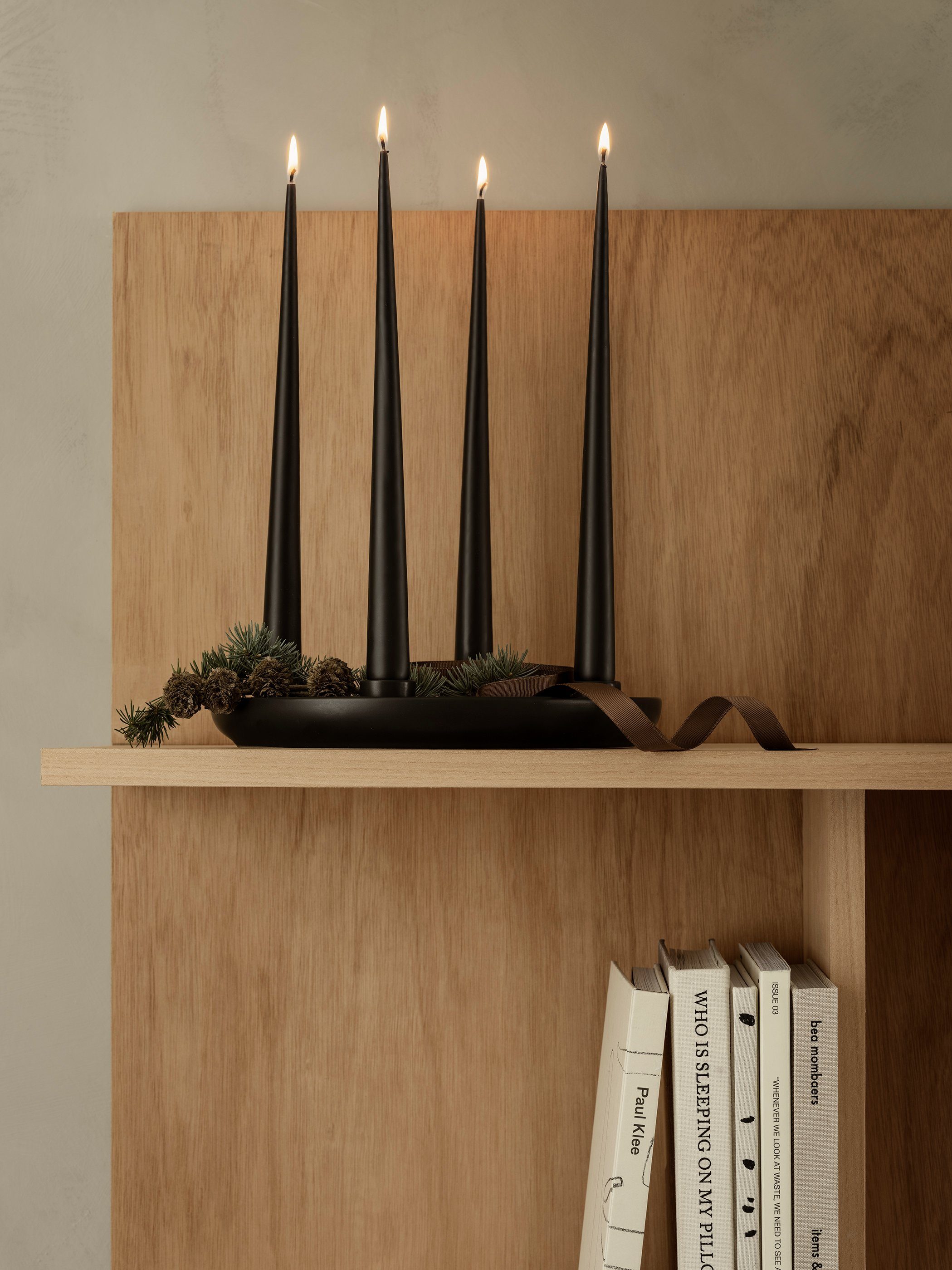 blomus Kerzenhalter -VELA- Design-Kerzenhalter: Elegantes Steingut mit matter Glasur, Elegant, Steingut, Matt Glasur, Adventskranz, Größenauswahl, Formauswahl