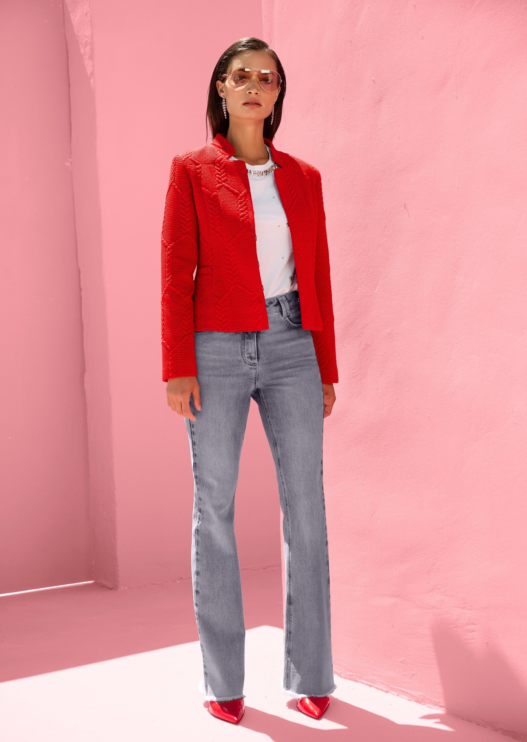 Kurzblazer Eleganter Jerseyblazer im Zopf-Design