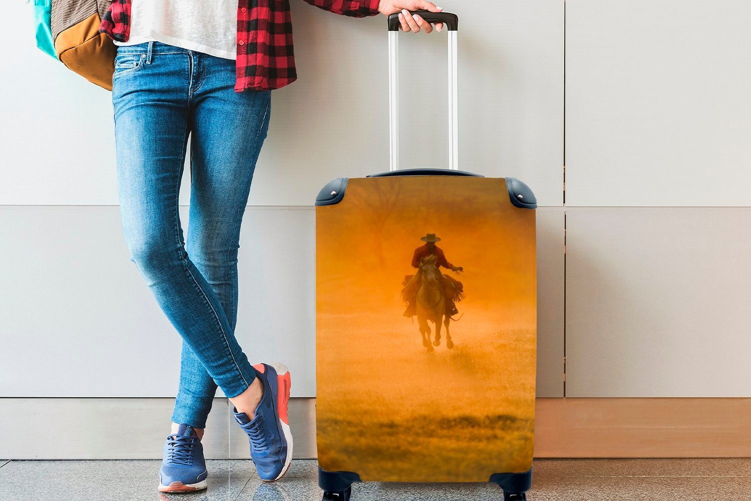 Cowboy Reisetasche Handgepäck MuchoWow mit im Rollen, rollen, für Reisekoffer Trolley, 4 roten Nebel, Ein Ferien, Handgepäckkoffer