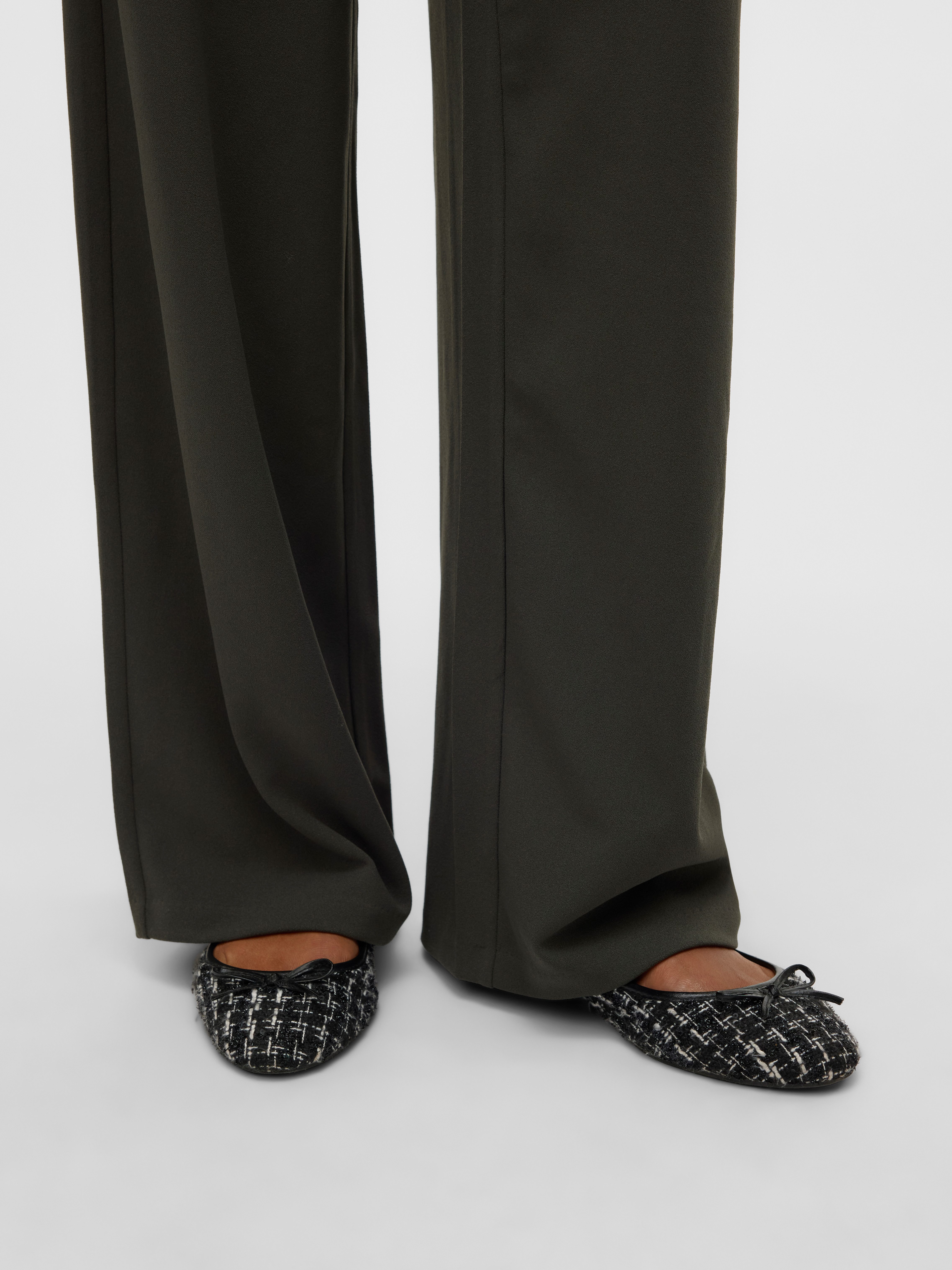 Vero Moda Schlupfhose VMBERLIN ZAMIRA MW WIDE PANT NOOS Materialmix