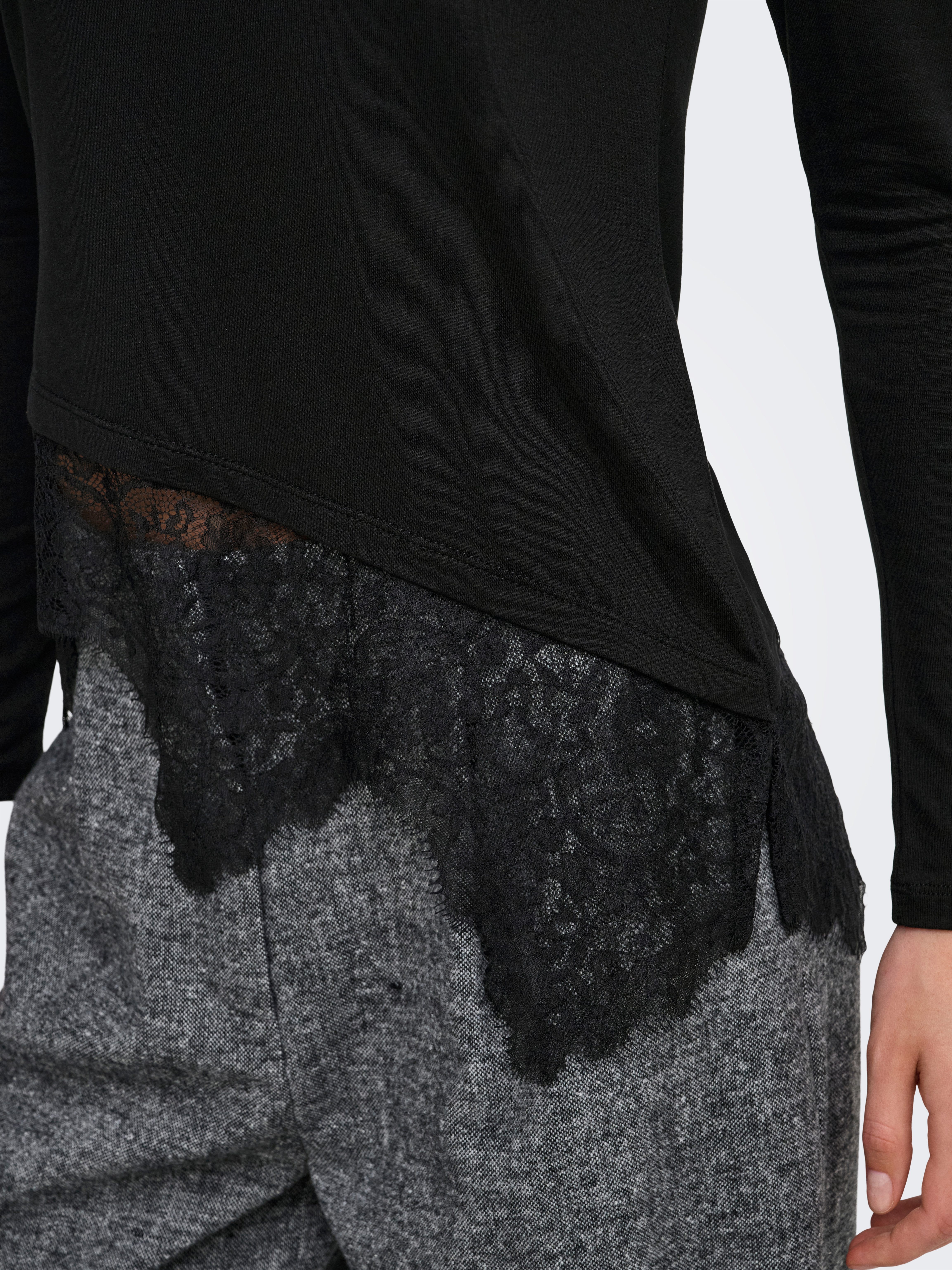 ONLY Spitzenshirt ONLLAILA L/S LACE MIX TOP JRS NOOS Viskosemischung, regular fit