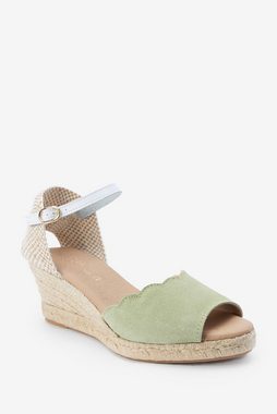 Next Peeptoe-Sandalen mit Bogenkante und Keilabsatz Keilsandalette (1-tlg)