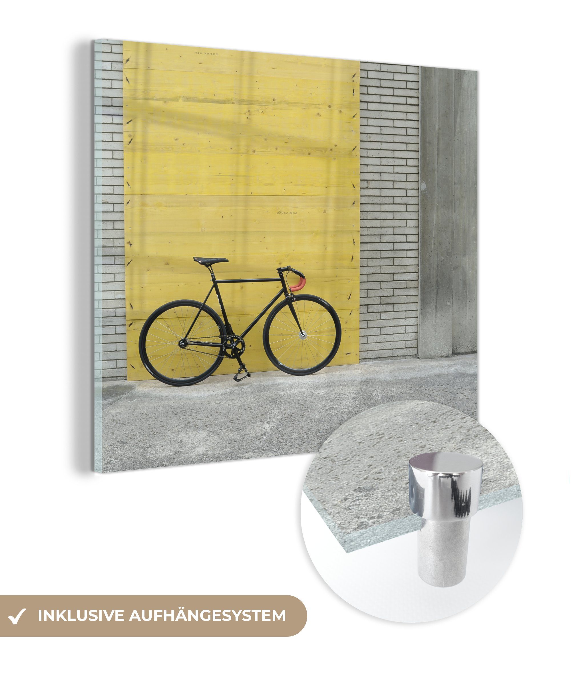 Glasbilder Foto Wandbild einem vor Wanddekoration - Rennrad industriellen auf Hintergrund, Glas auf Ein MuchoWow Glas (1 - St), - Bilder Acrylglasbild