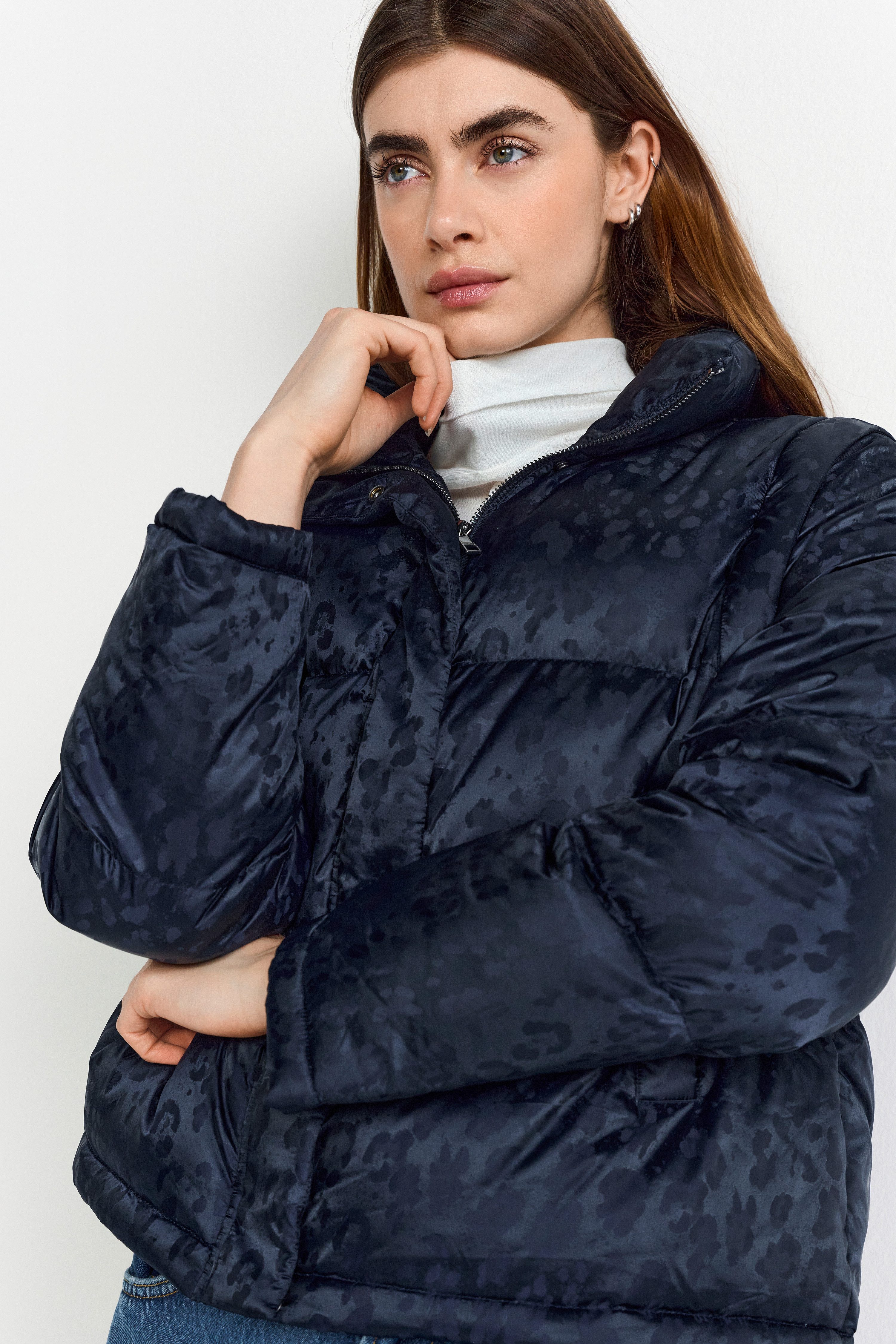 RICHROYAL Steppjacke Winterjacke mit dezentem Leo-Print, abnehmbare Ärmel günstig online kaufen