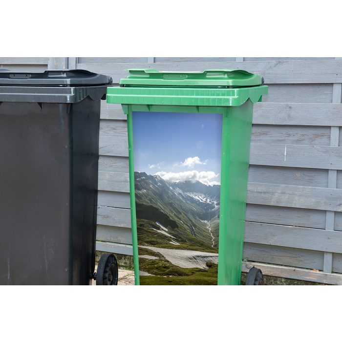 MuchoWow Wandsticker Schnee auf den Bergen des Nationalparks Hohe Tauern in Österreich (1 St) Mülleimer-aufkleber Mülltonne Sticker Container Abfalbehälter