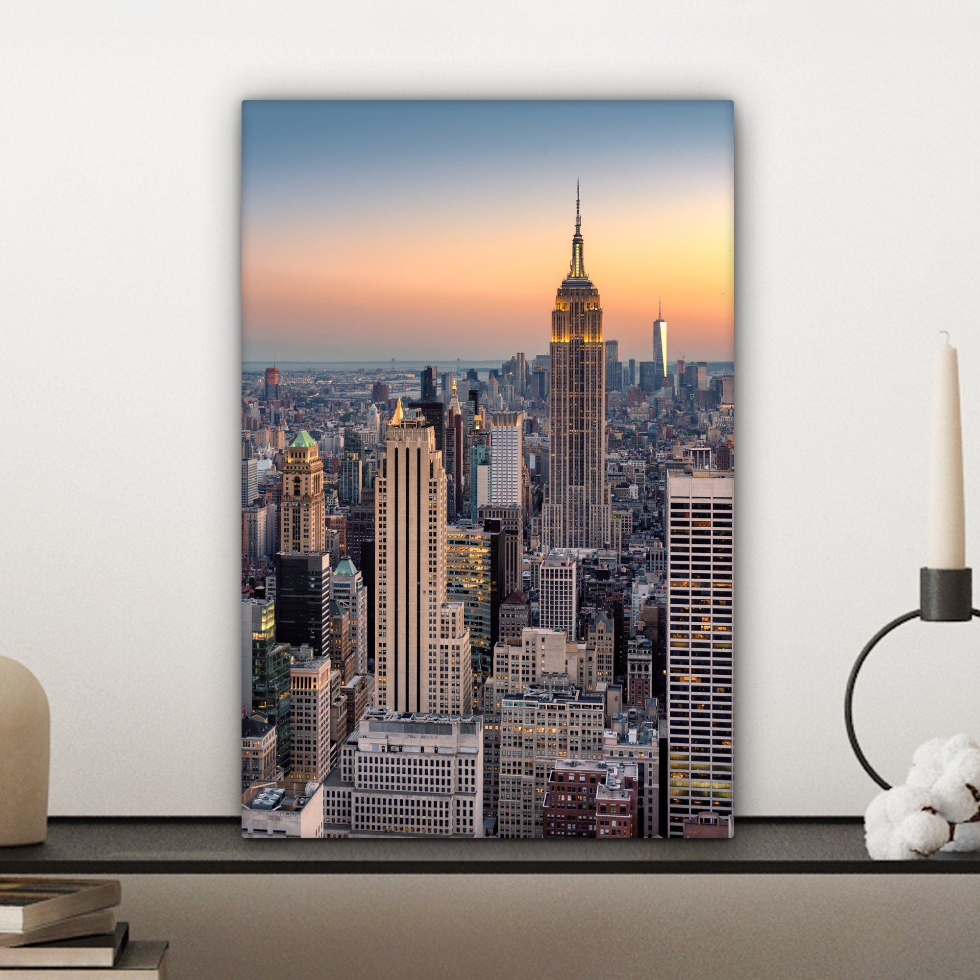 OneMillionCanvasses® Leinwandbild bespannt Skyline, Gemälde, 20x30 Leinwandbild cm New inkl. St), Zackenaufhänger, - fertig York - (1 Sonne