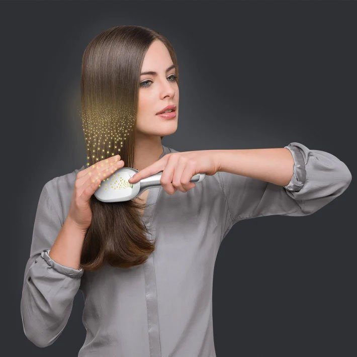 Braun Elektrohaarbürste Satin Hair und Naturborsten Bürste mit IONTEC 7 Technologie