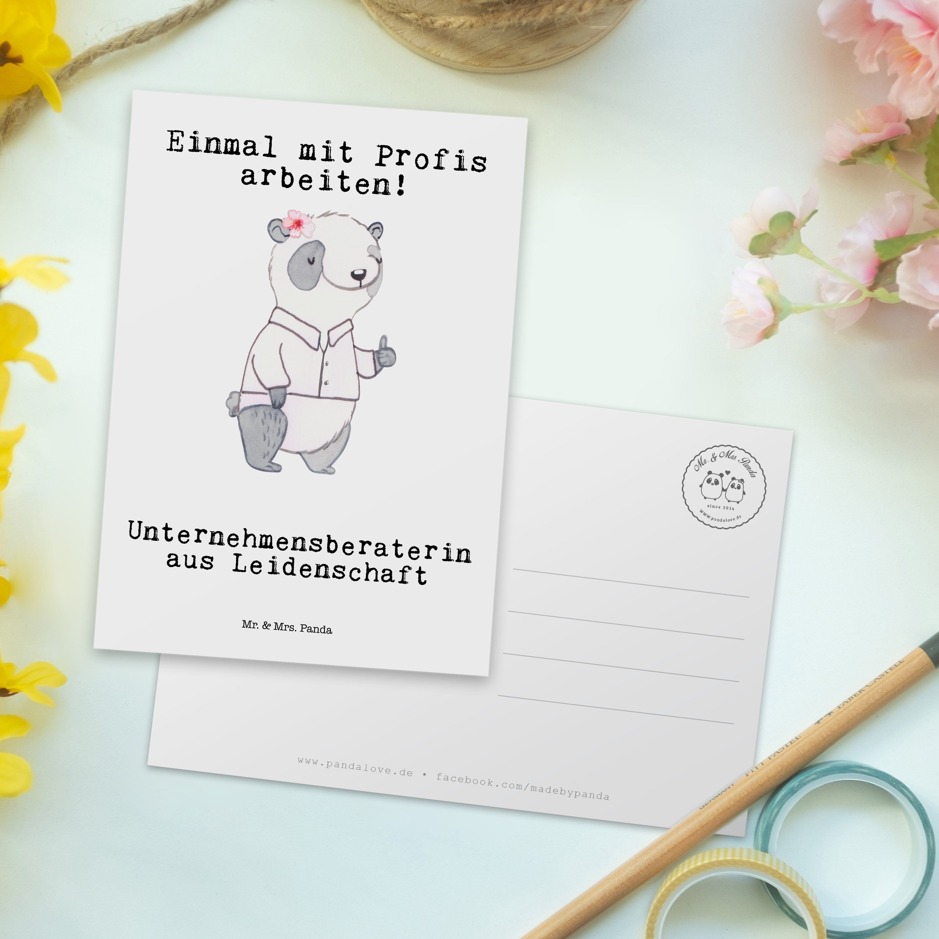 Panda Mrs. - Unternehmensberaterin & aus Mr. Leidenschaft Geschenk, - Postkarte Weiß Grußkarte