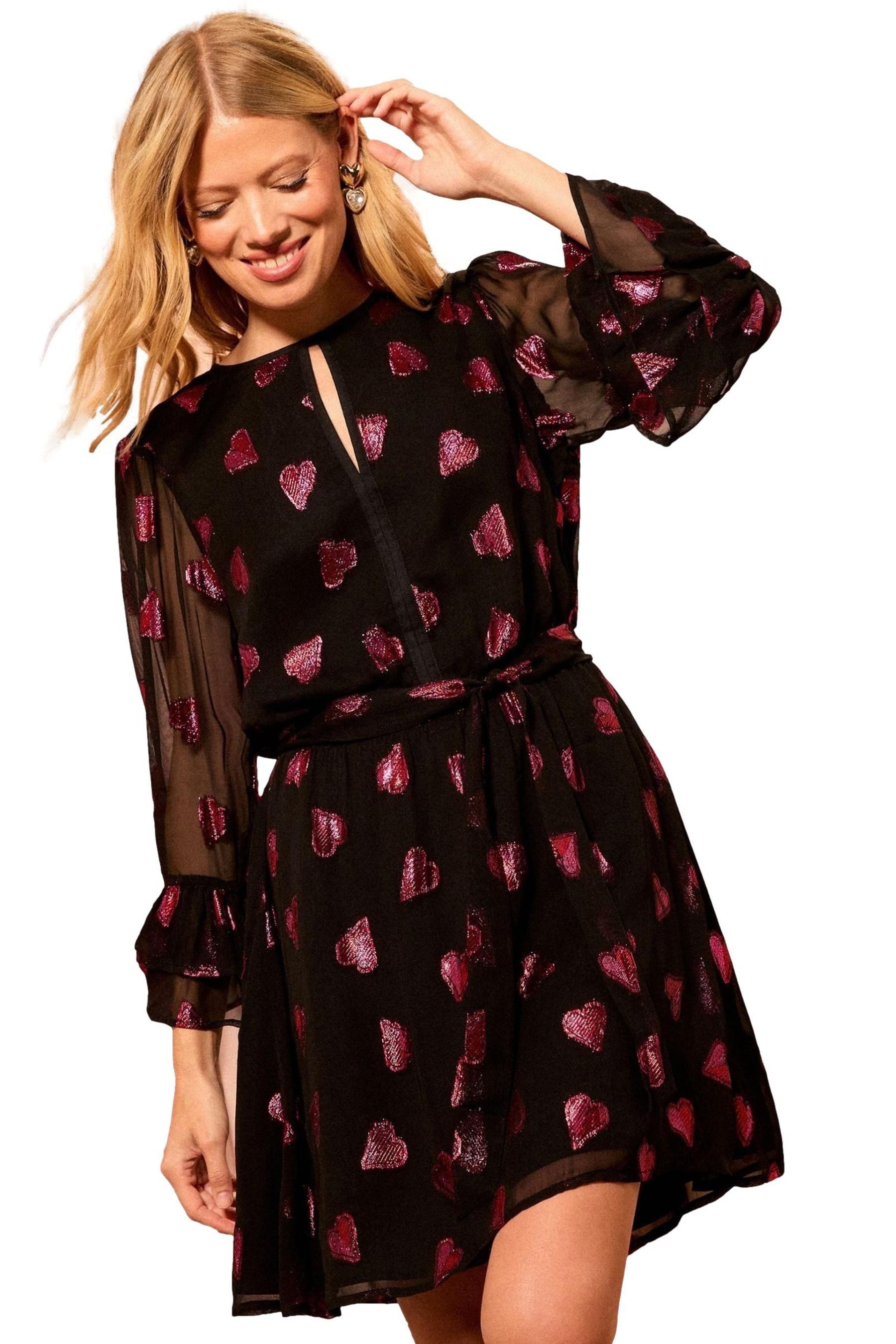 Minikleid Love & Roses Minikleid mit ausgestellten Ärmeln