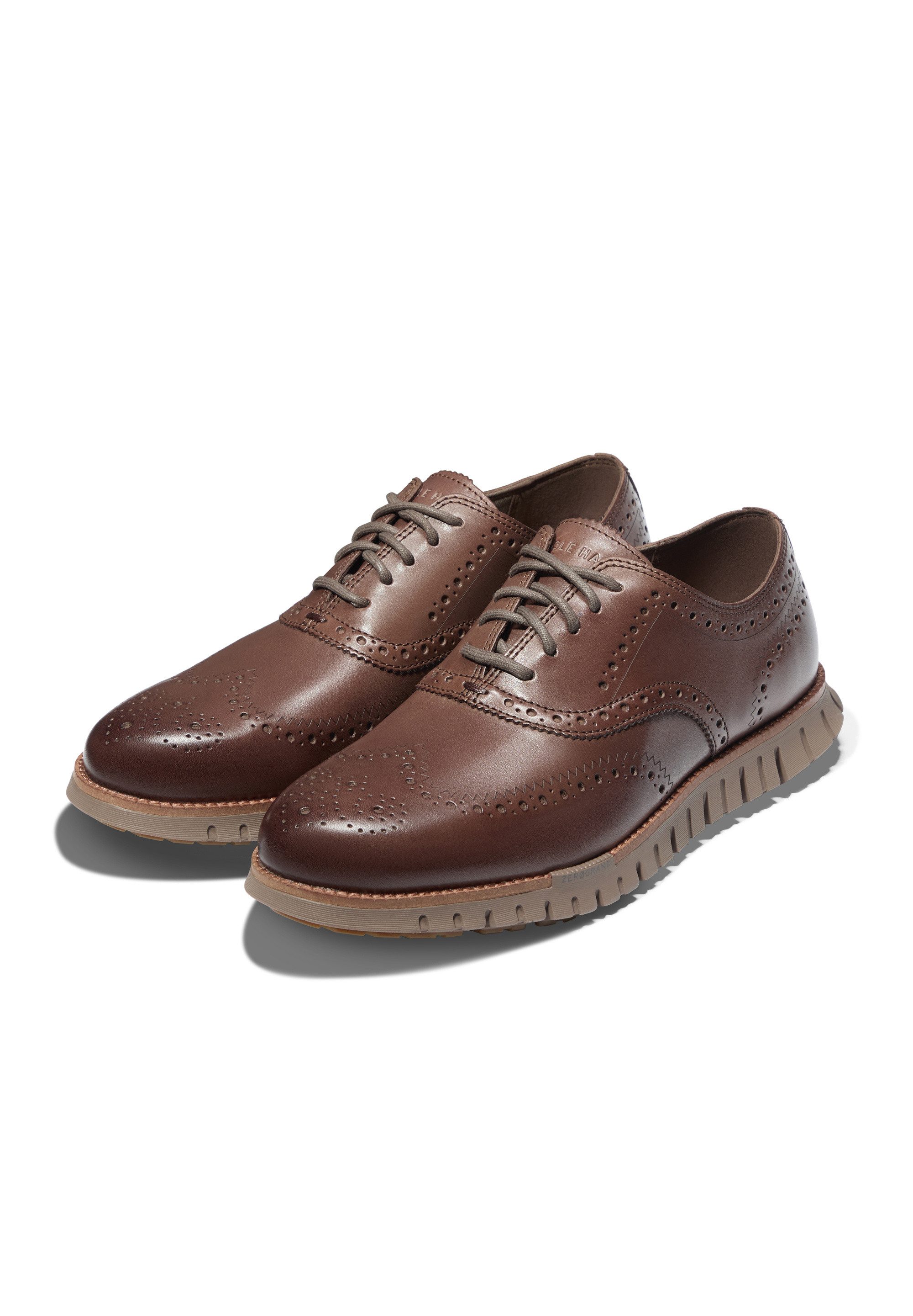 Cole Haan ZEROGRAND REMASTERED WINGTIP OXFORD Schnürschuh neue Leistenform, EVA-Sohle, starke Traktion