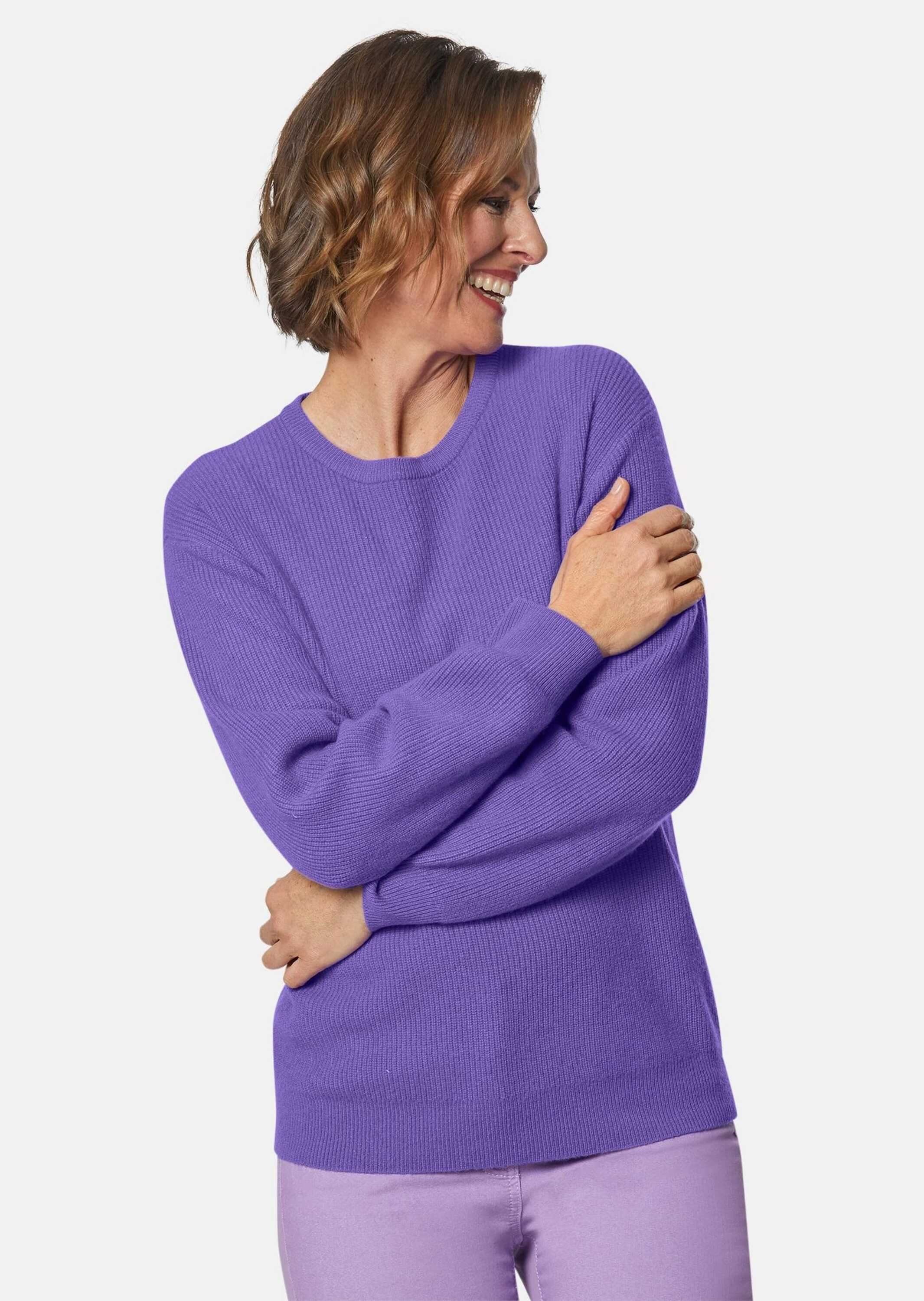 GOLDNER Kurzgröße: lila Strickpullover