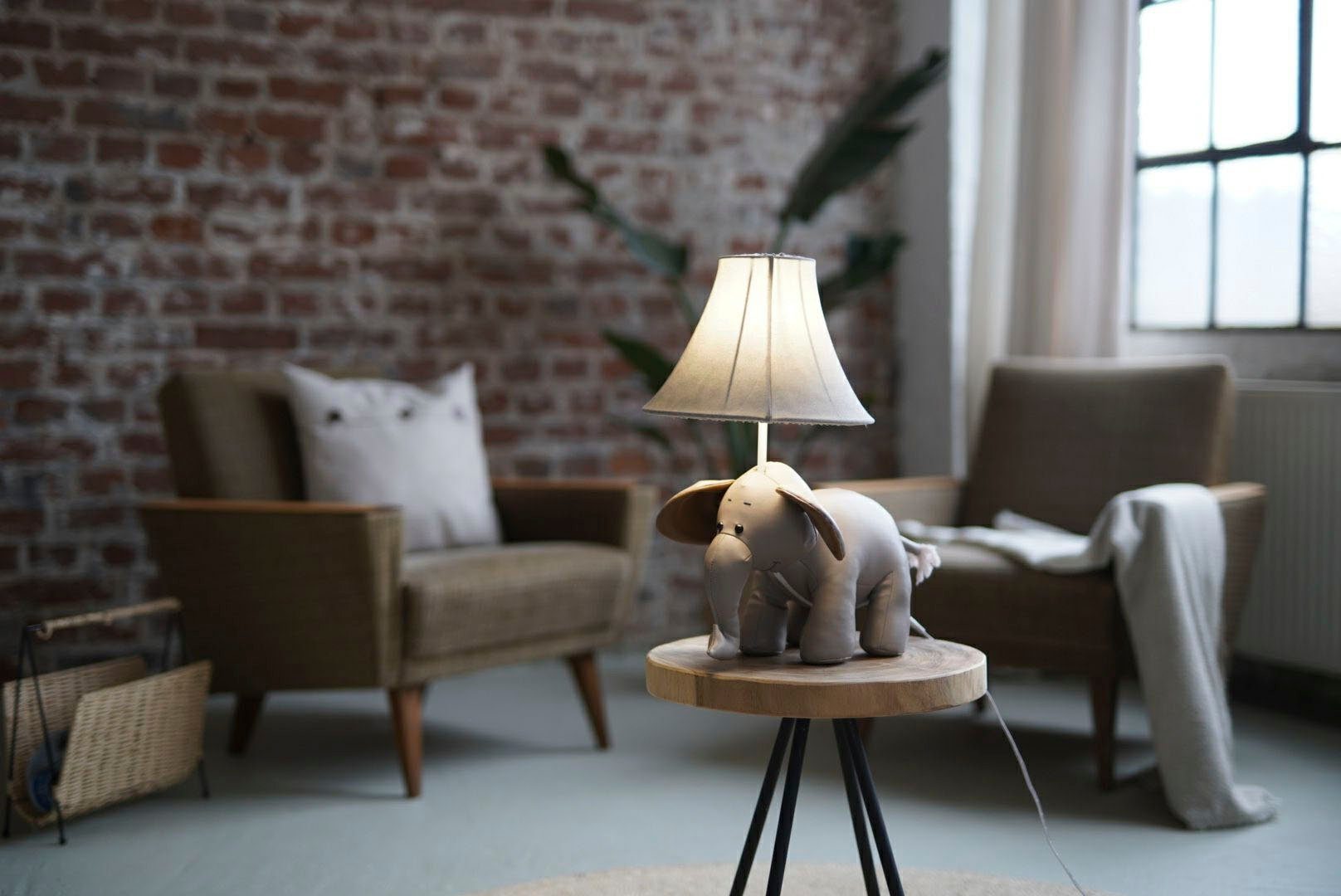 Happy Lamps for smiling eyes LED Tischleuchte Bobby der Elefant, LED fest integriert, Neutralweiß, Hochwertig, Einzigartig, Zertifiziert