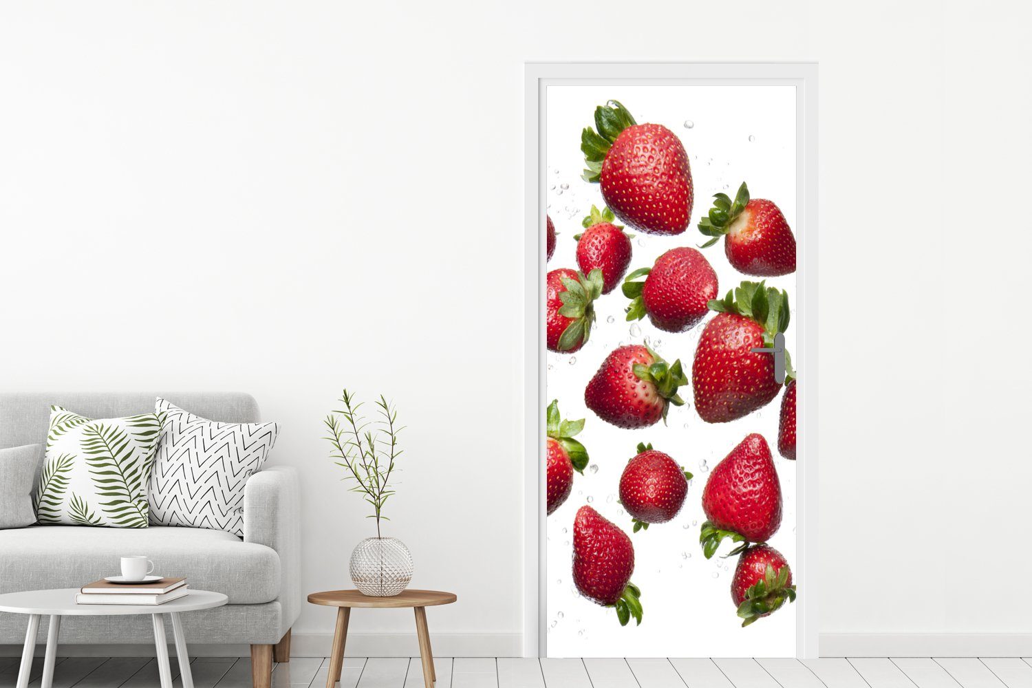 75x205 Erdbeere Türaufkleber, cm Obst Weiß, Türtapete Tür, Matt, - MuchoWow bedruckt, (1 St), für Fototapete -