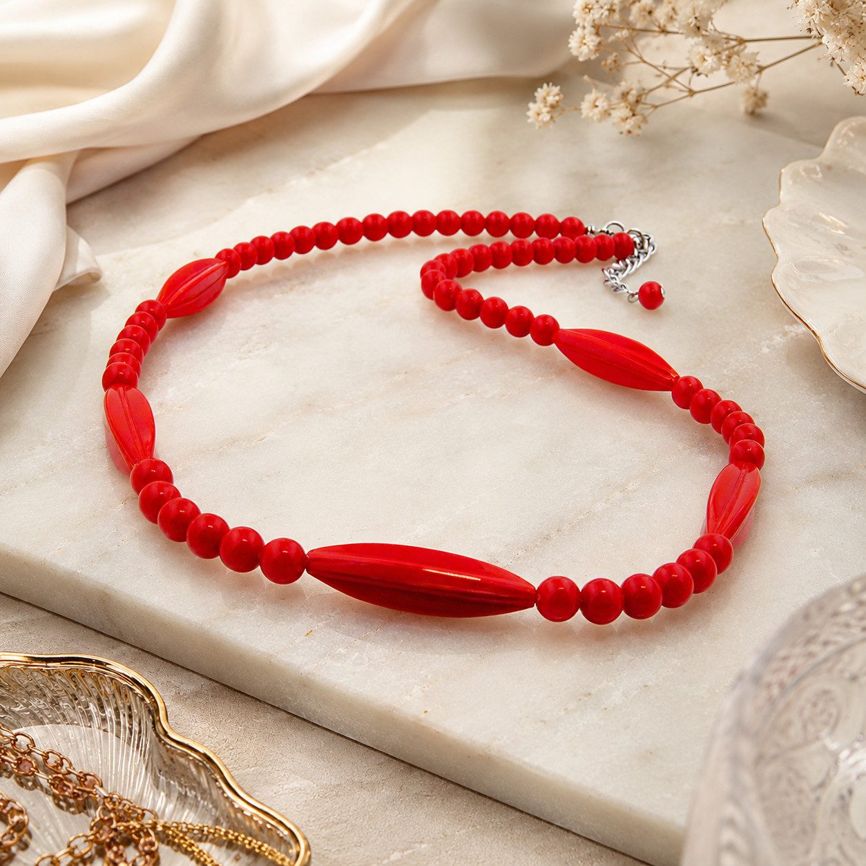 unbespielt Collier Perlenkette Rillenolive und Perle Kunststoff rot 50 cm, Modeschmuck für Damen