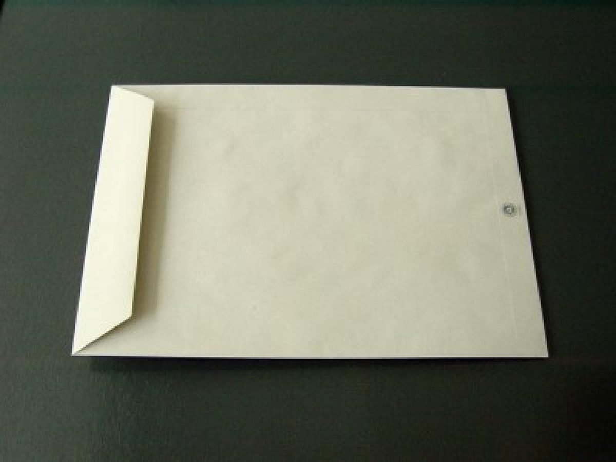 Blanke Briefhüllen Versandtasche Versandtaschen C4 100g/qm gummiert VE=250 Stück grau.