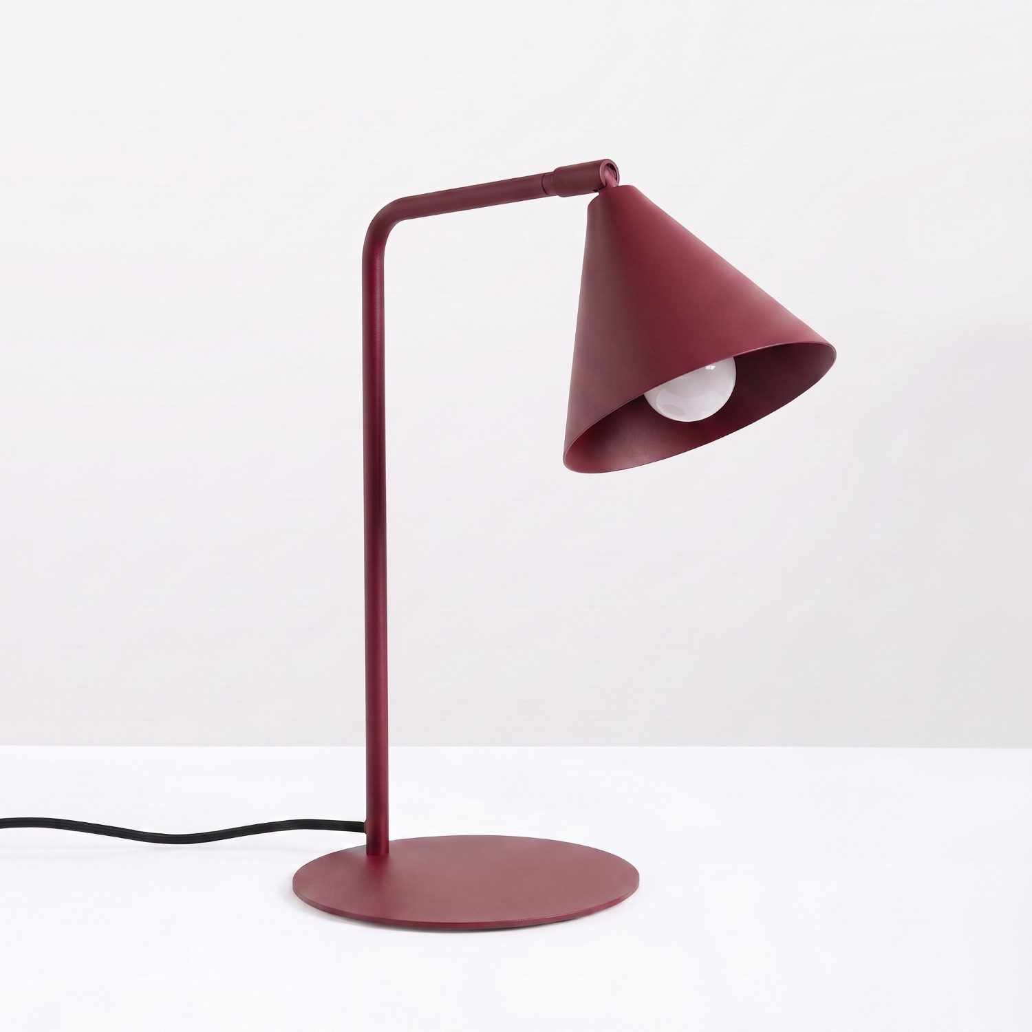 SOLLUX lighting Schreibtischlampe Schreibtischleuchte NOX burgund, Nicht enthalten