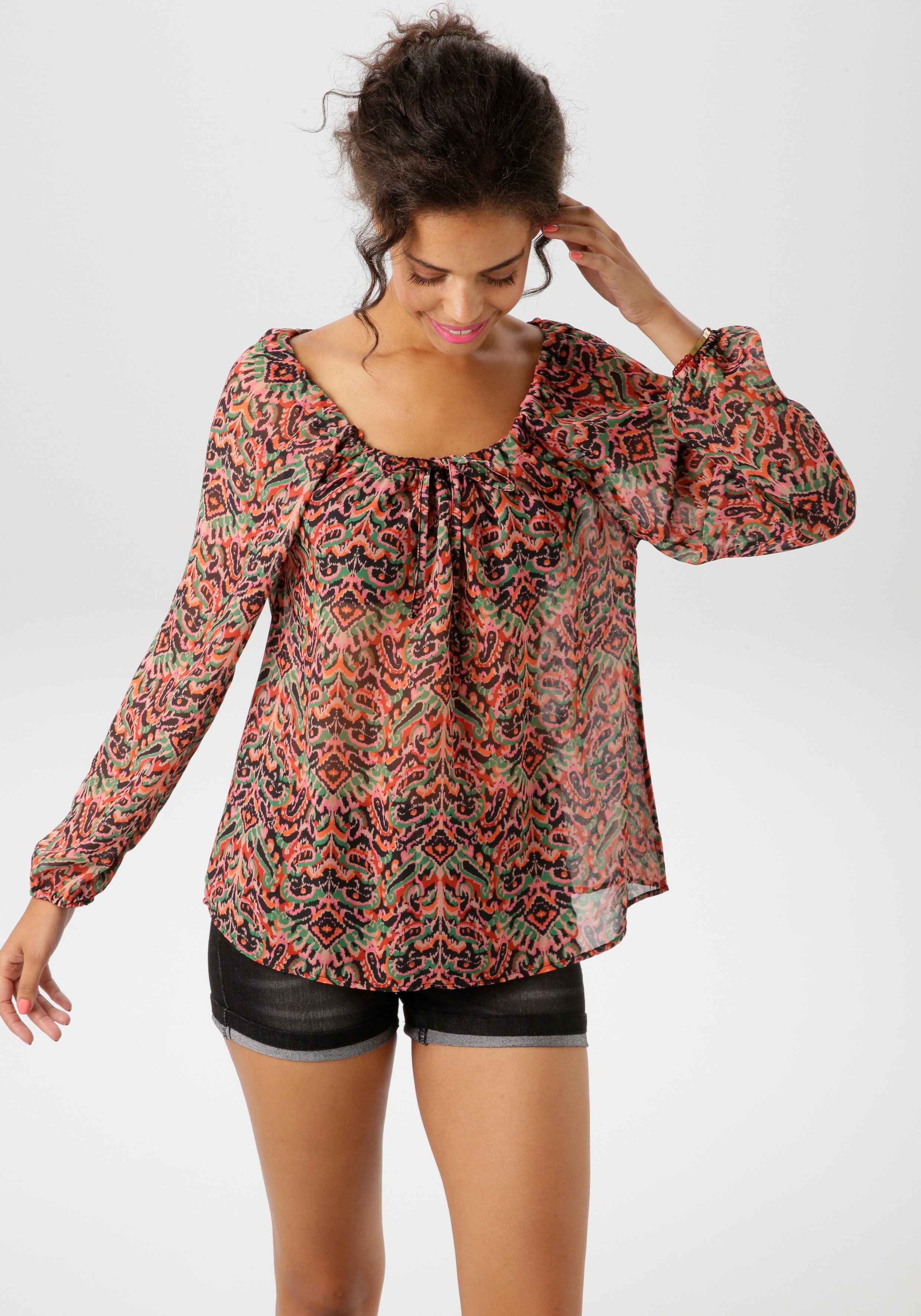 Aniston CASUAL Schlupfbluse mit raffiniertem Cut-Out im Rücken günstig online kaufen