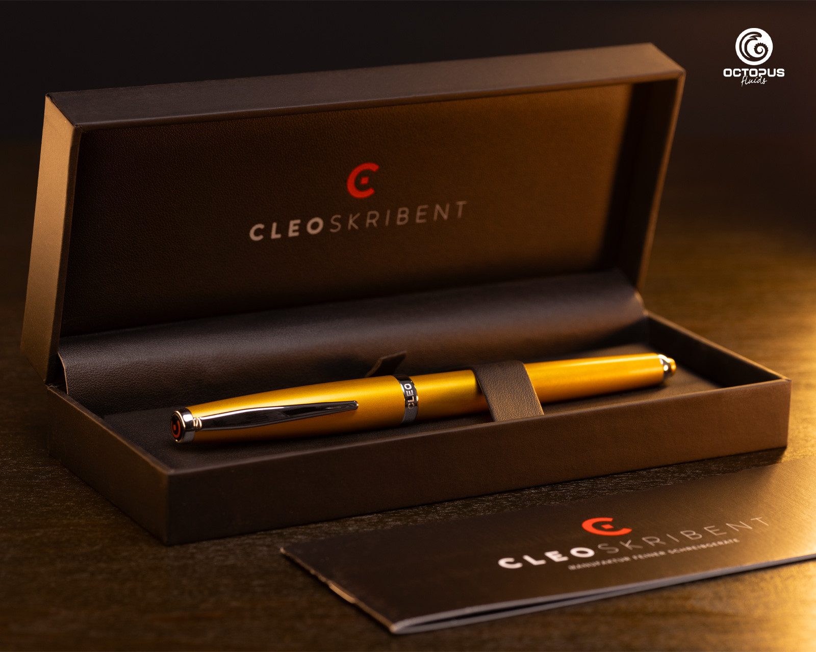Cleo Skribent Füllfederhalter Cleo Skribent Colour Patronen-Füllhalter, gelbgold, M-Feder, (Füllhalter mit Tintenkonverter, 0-tlg., Federbreite M), Geschenkbox, Zierelemente: Chrom