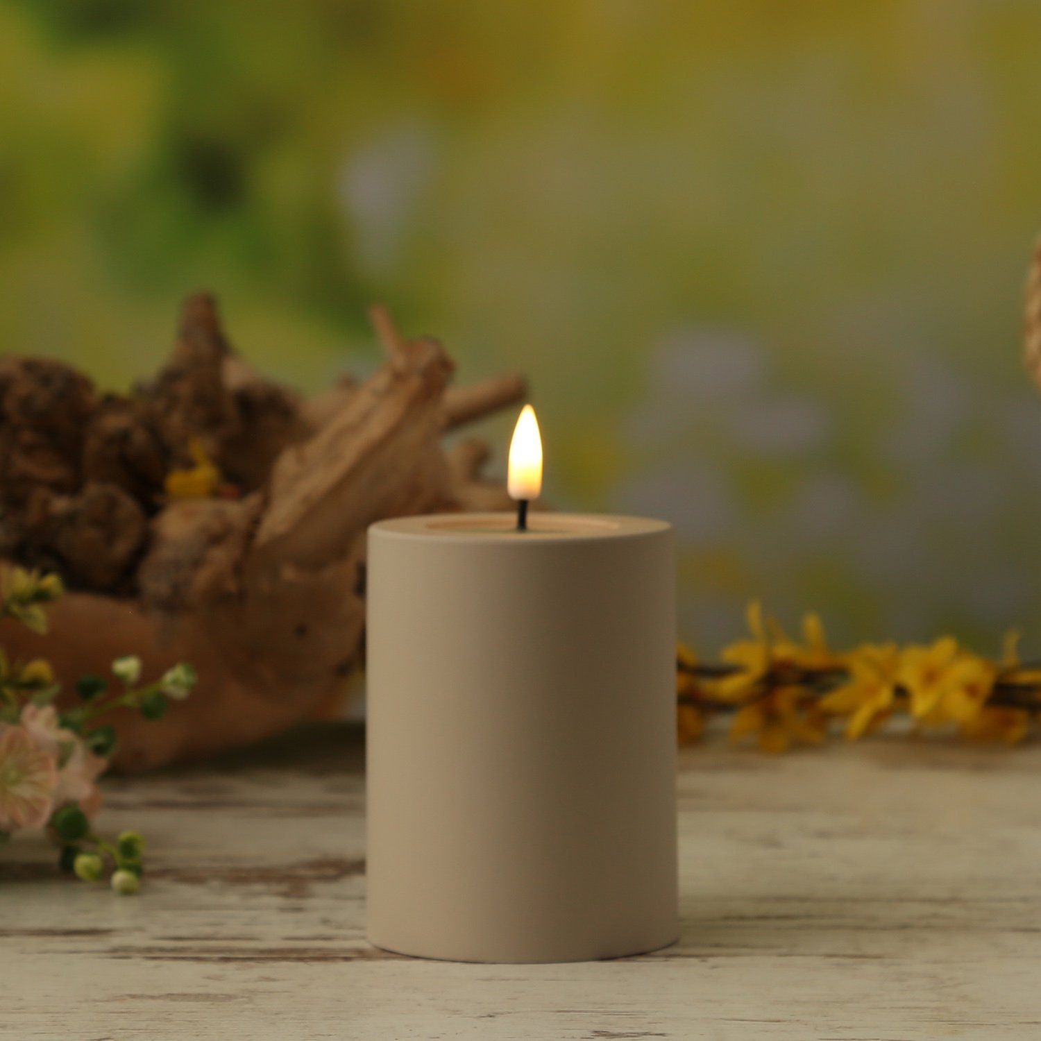 Deluxe Homeart LED-Kerze MIA Deluxe für Außen flackernd H: 105cm D: 7,5cm s günstig online kaufen