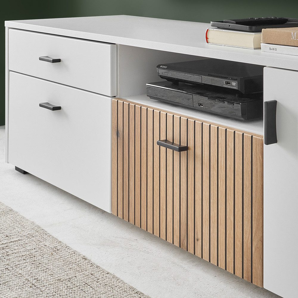 Lomadox Lowboard HUNTER-61, TV-Board Mediamöbel weiß matt Eiche gerillt 150 günstig online kaufen