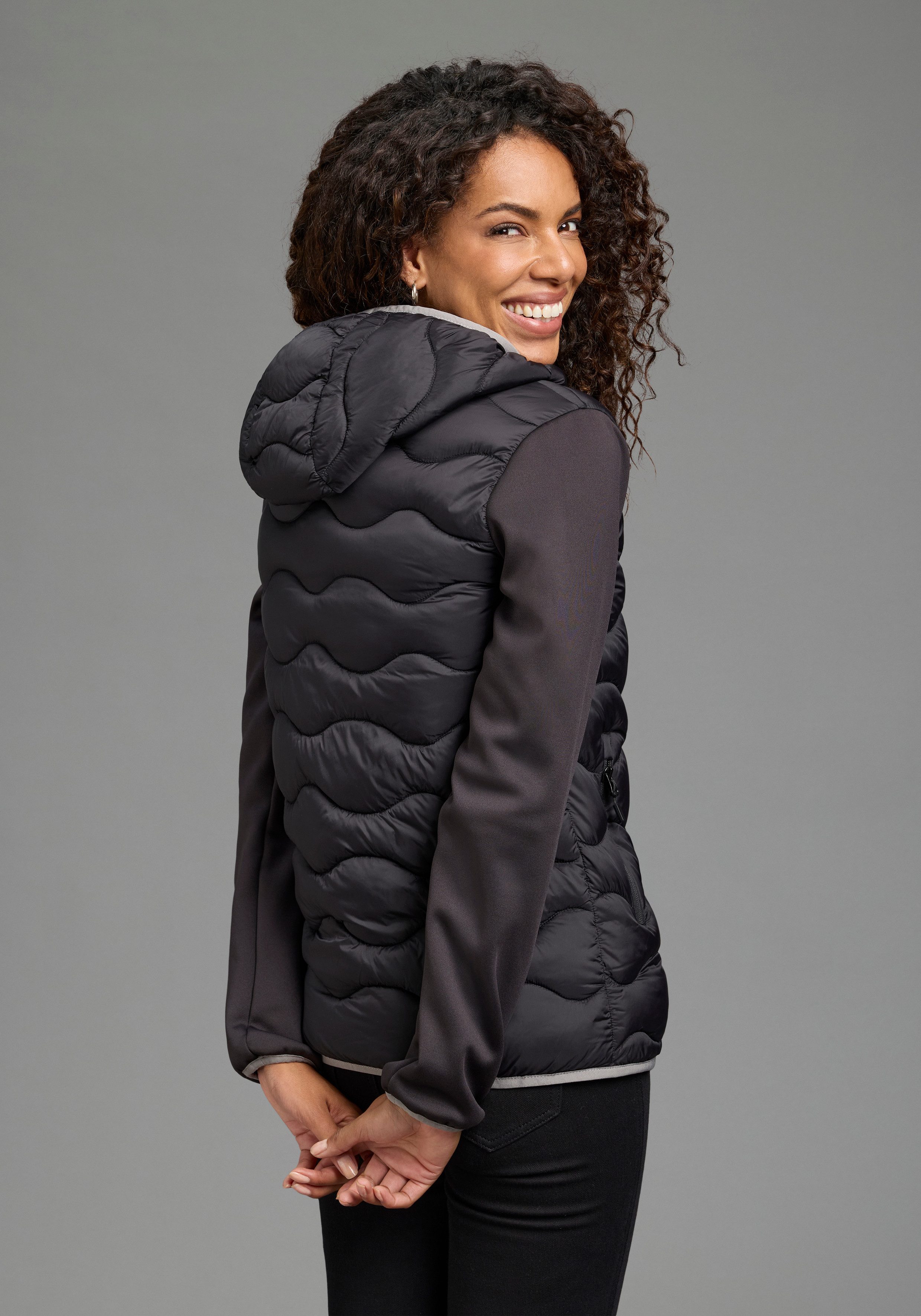 Polarino Hybridjacke Übergangsjacke aus modernem Materialmix mit Kapuze – Bild 2 von 5