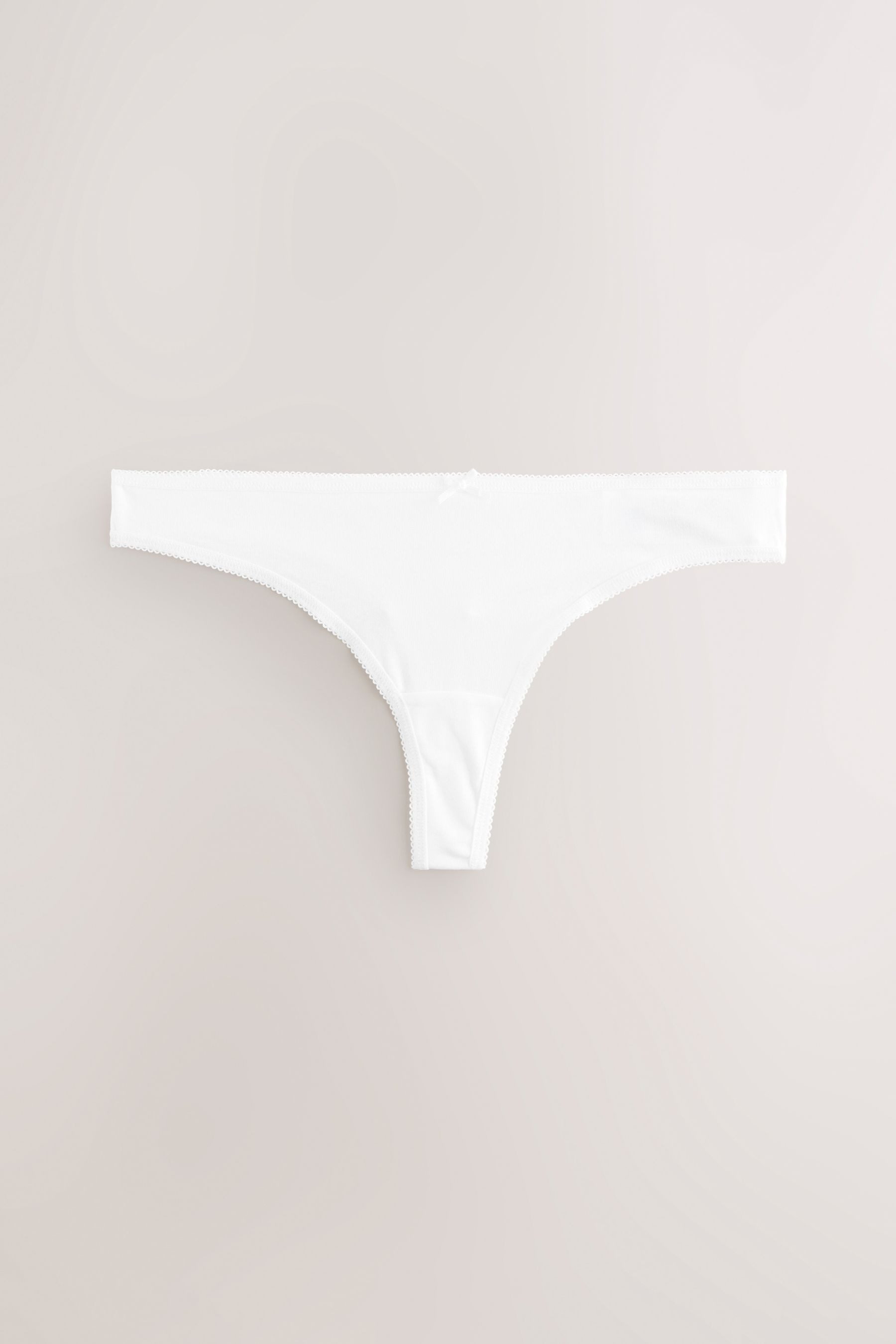 String Tanga-Slips mit hohem Baumwollanteil, 7er-Pack