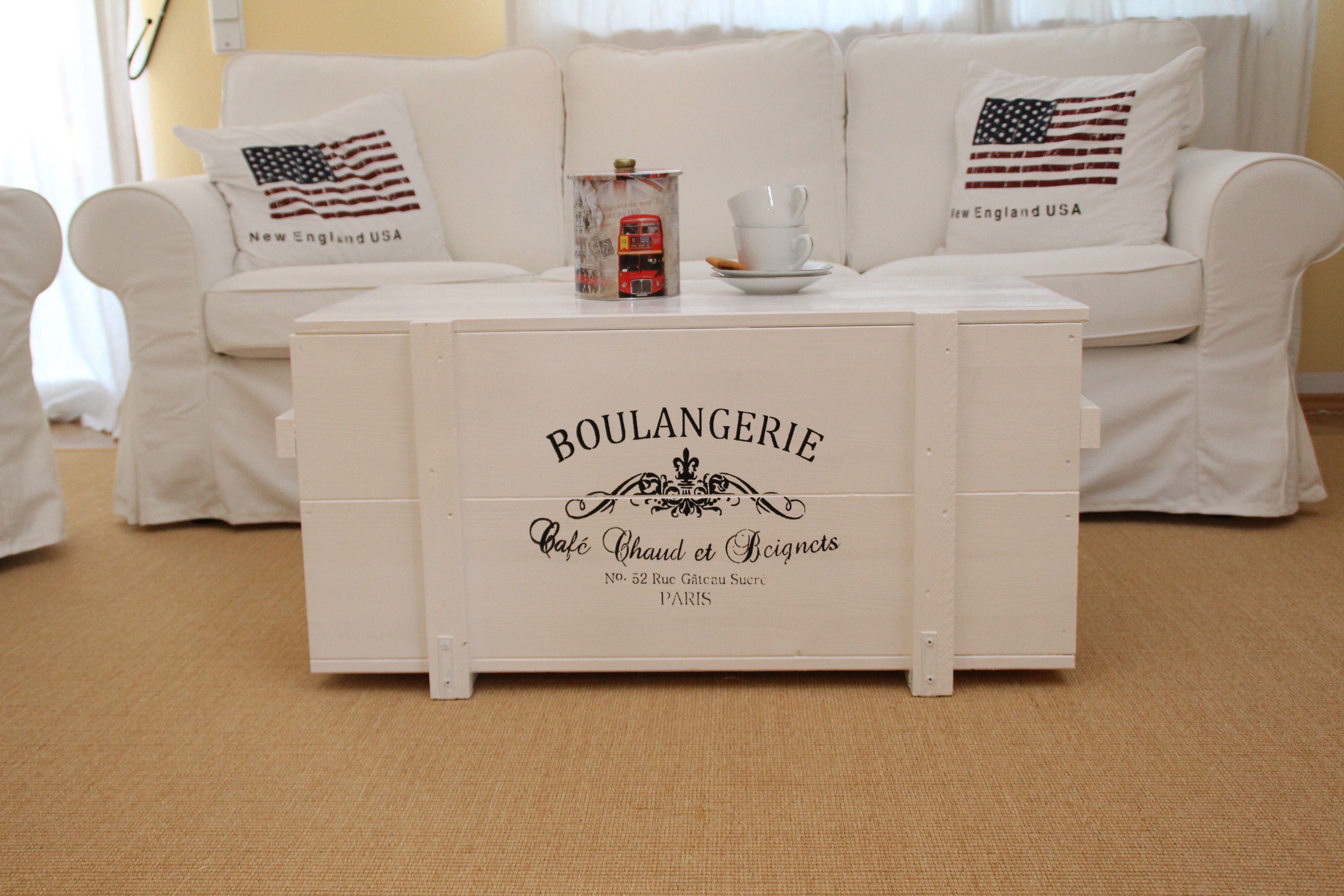 Truhentisch Frachtkiste „Boulangerie“