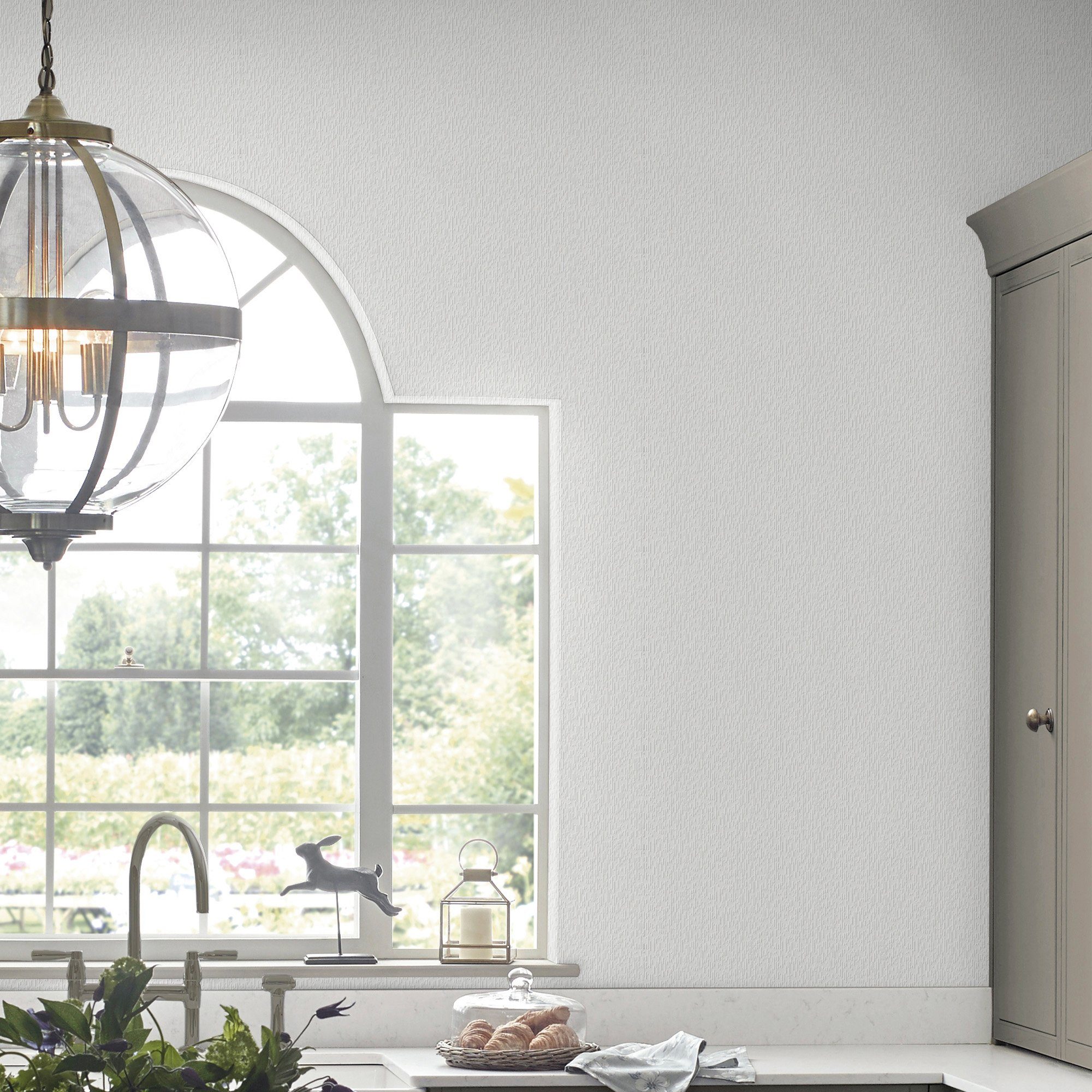 LAURA ASHLEY Vliestapete Blyth, aufgeschäumt, botanisch, FSC® zertifiziert, mit lebhaftem Druck, 10 Meter Länge