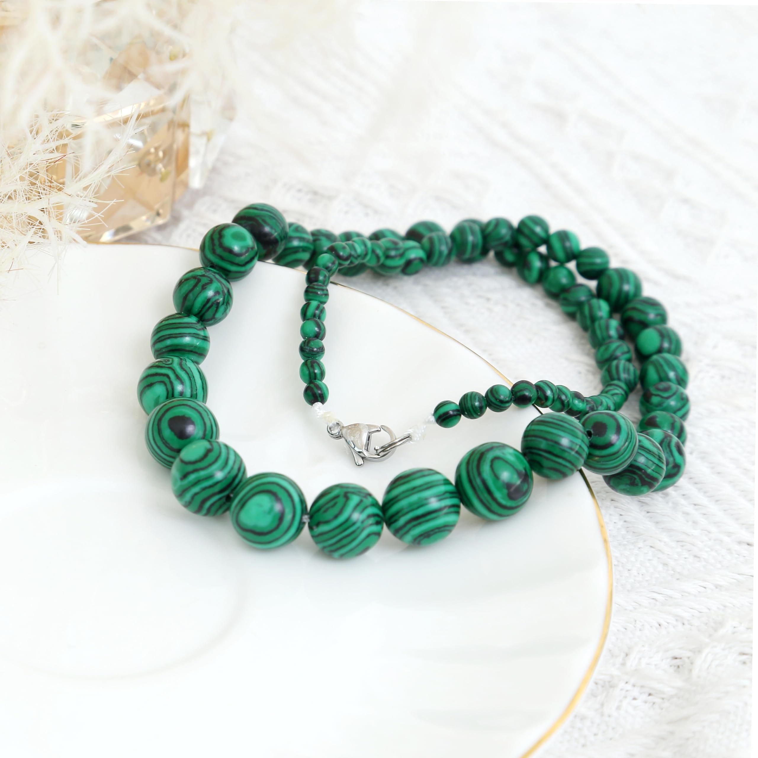 Made by Nami Perlenkette Bunte Perlenkette Damen aus echten Steinen mit Schlangenmaserung, Boho Schmuck 40 + 5 cm Länge – Bild 5 von 5