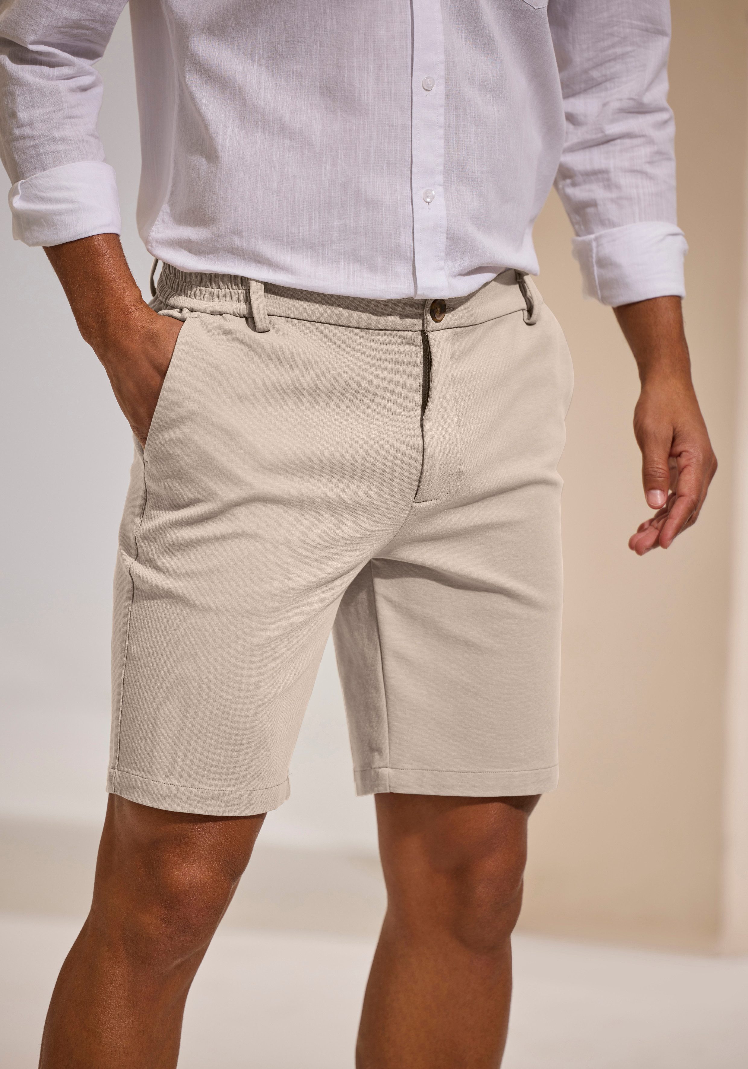 H.I.S Shorts, Dehnbund-Hose mit seitlichem Gummizug, auch in großen Größen Komfortbund - besonders bequem