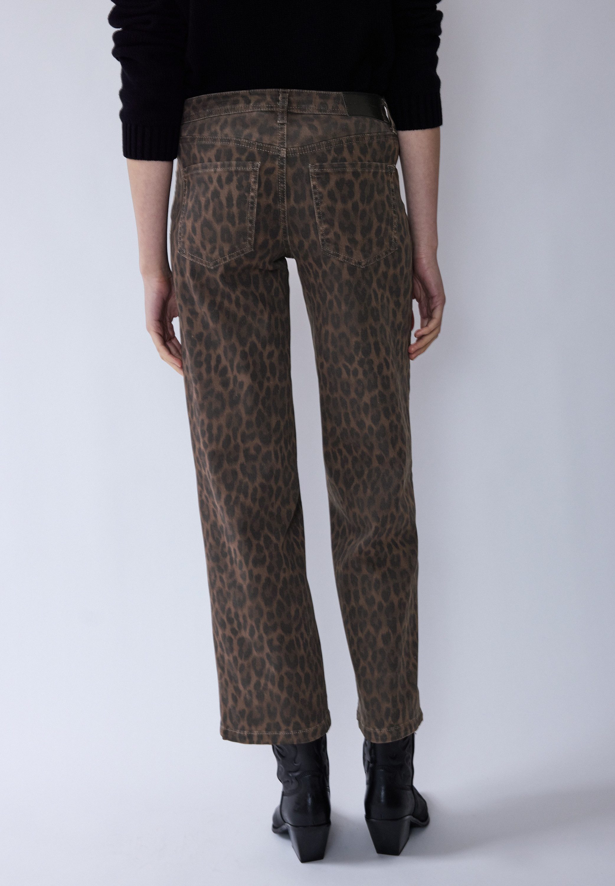 STREET ONE STUDIO Weite Jeans aus Baumwolle mit Stretchanteil