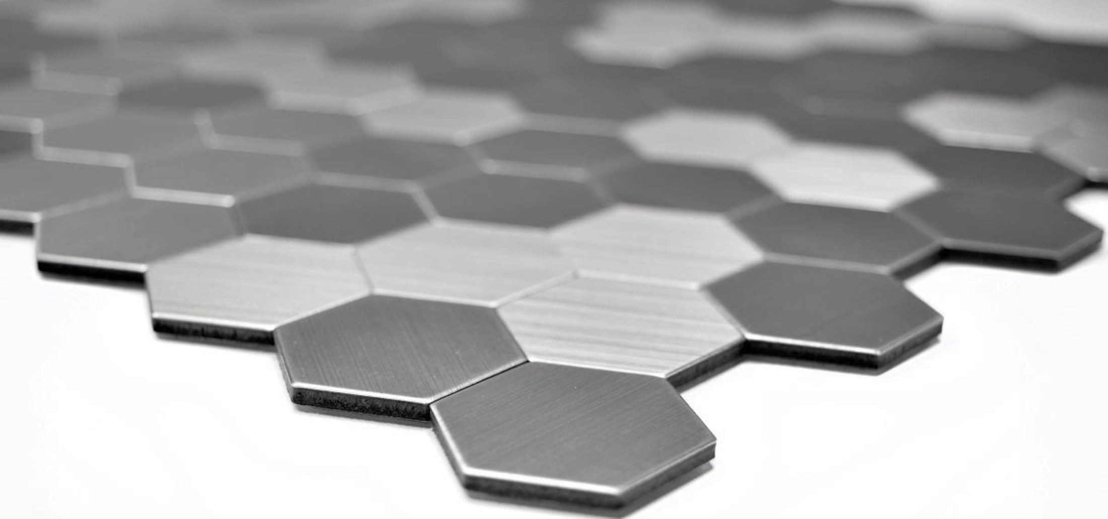 Mosani Mosaikfliesen Selbstklebende Hexagon Wandfliesen Wandpaneele Dekor, Aluminium Metall 29x28, Silber, Spritzwasserbereich geeignet, Küchenrückwand Spritzschutz