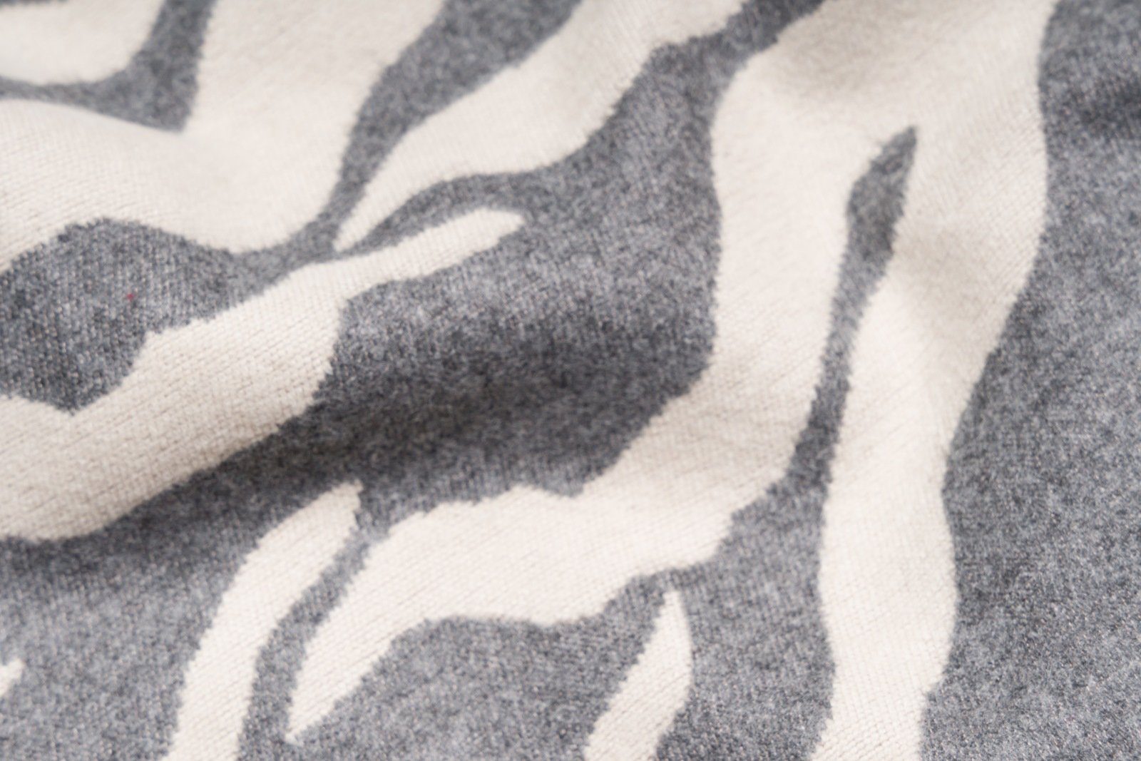 mit (1-St), Creme-Grau Modeschal, styleBREAKER Muster Schal Zebra