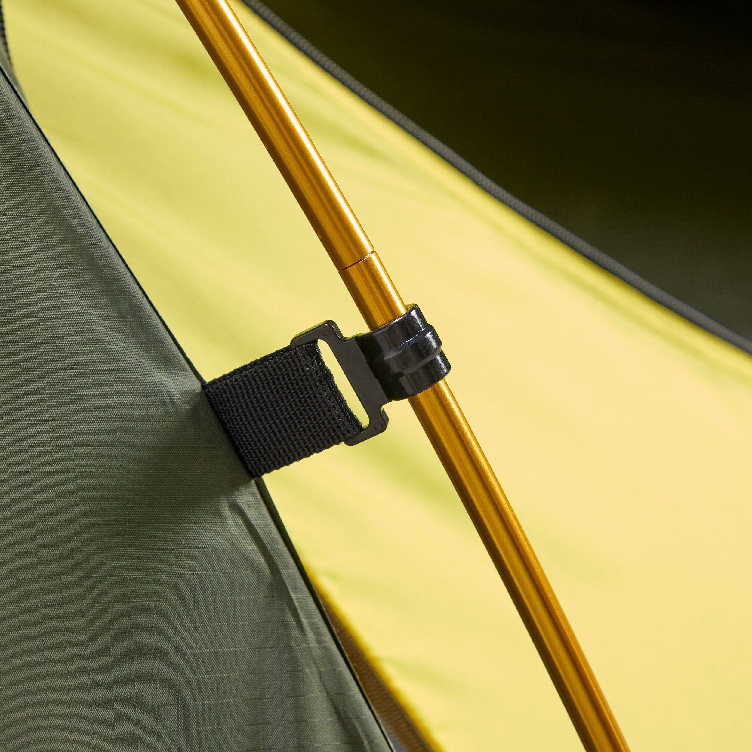 McKINLEY Gruppenzelt Trekking-Zelt Ampato 20.2 GREEN DARK/GREEN LIM