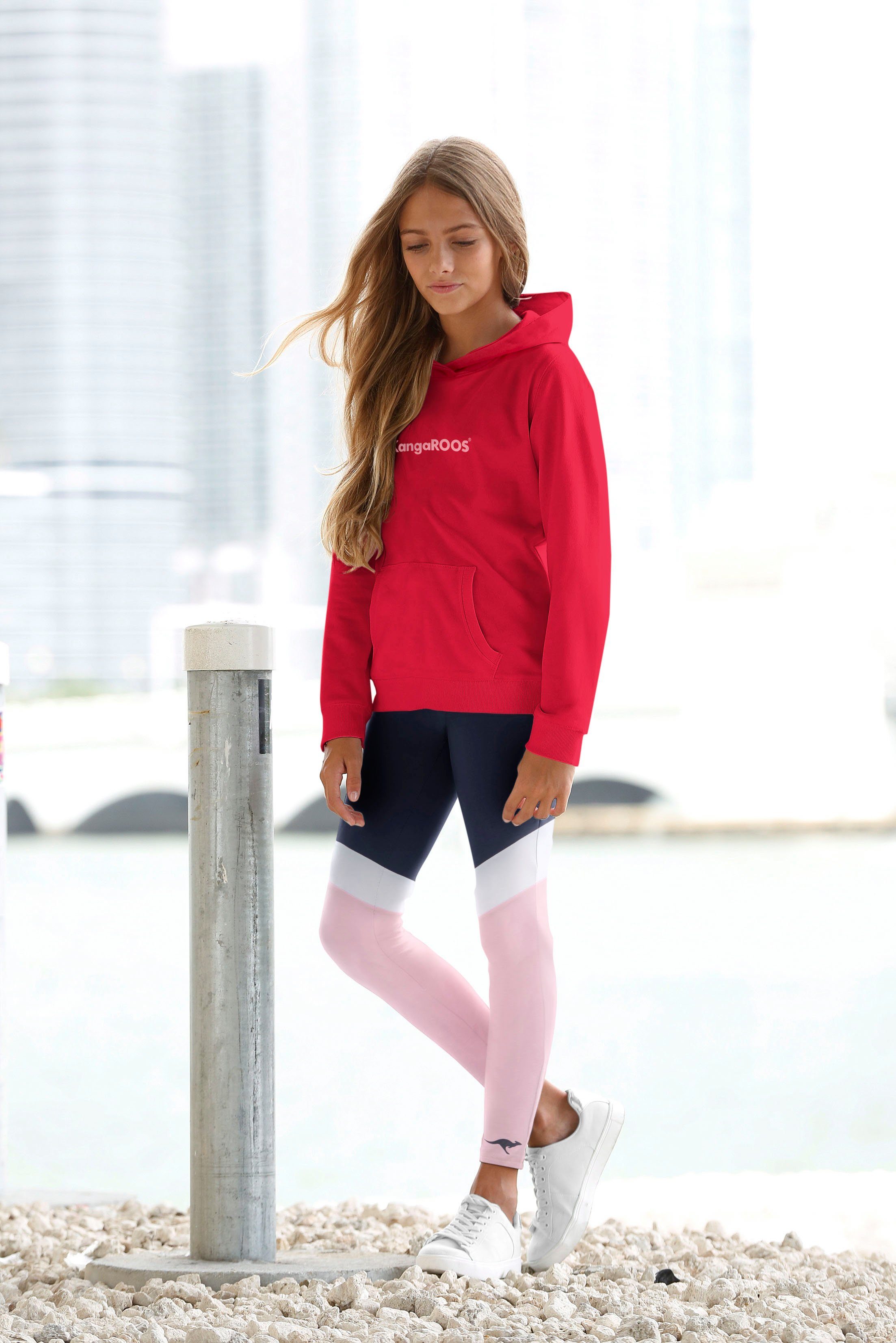 KangaROOS Kapuzensweatshirt Hoodie mit Logoprint Langarm, bedruckt, aus Sweatware mit Baumwolle, mit Kängurutasche