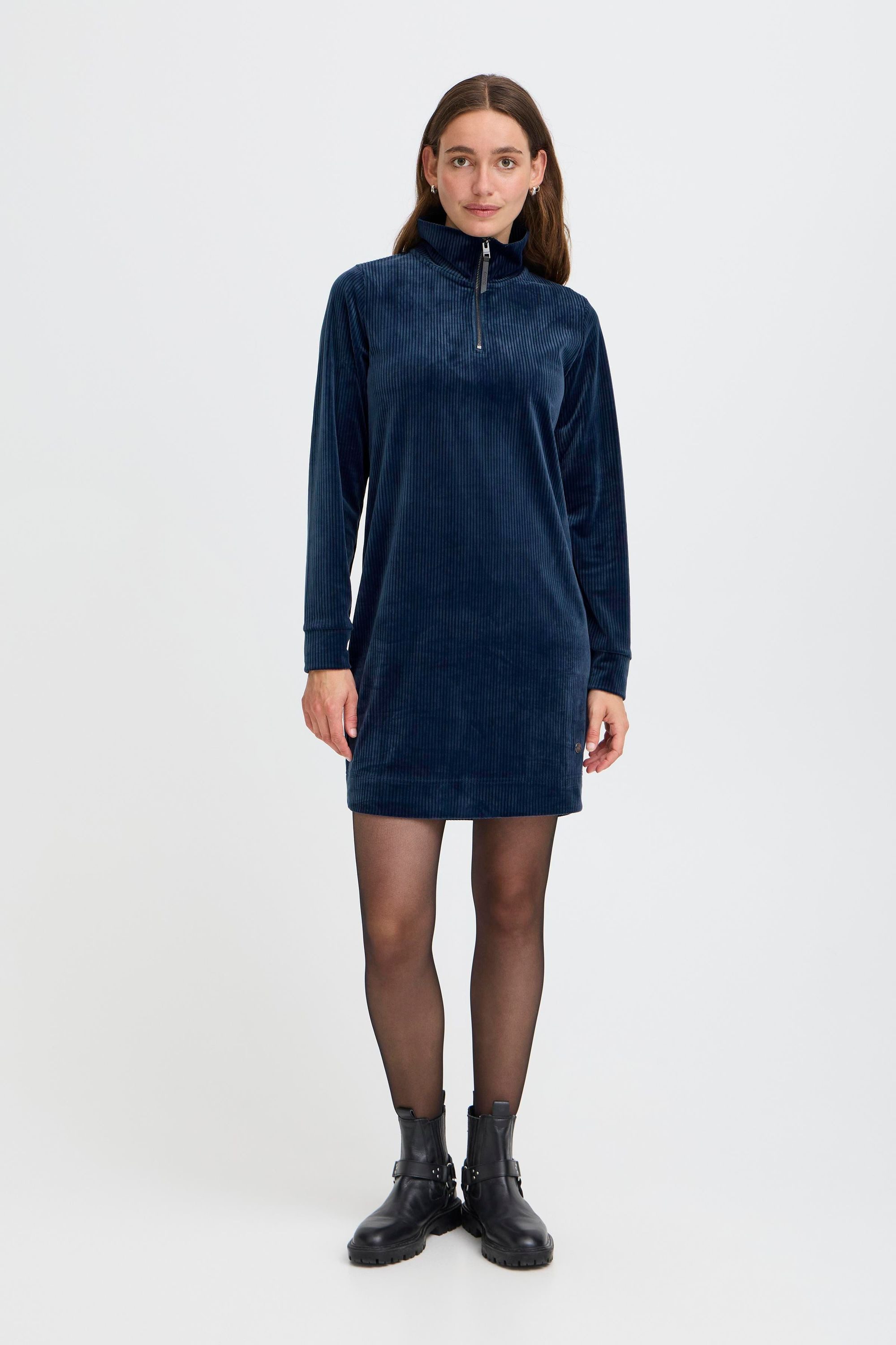 OXMO Sweatkleid OXEbba Schickes Sweatkleid