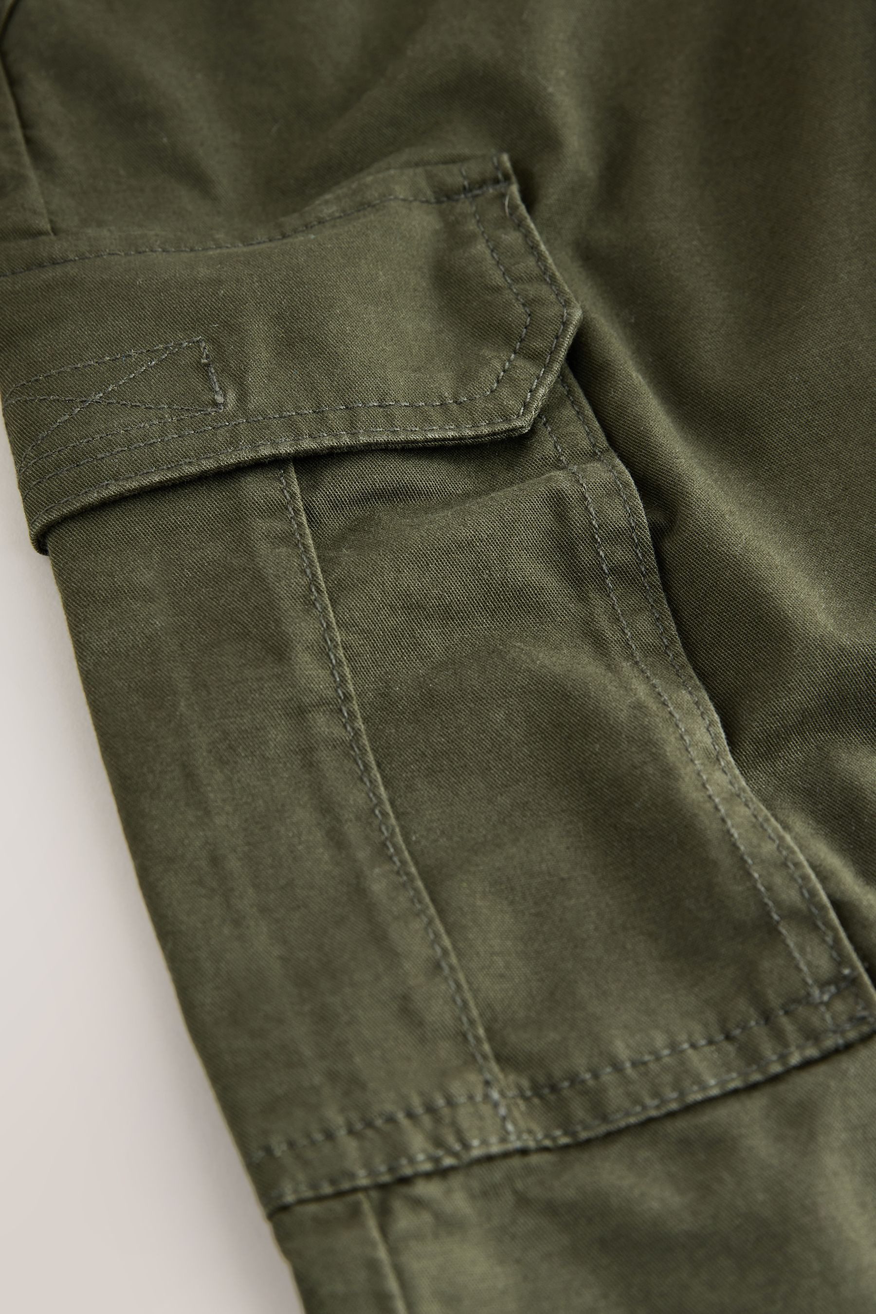 Next Cargohose Gewebte Cargohose, weite Passform (1-tlg)