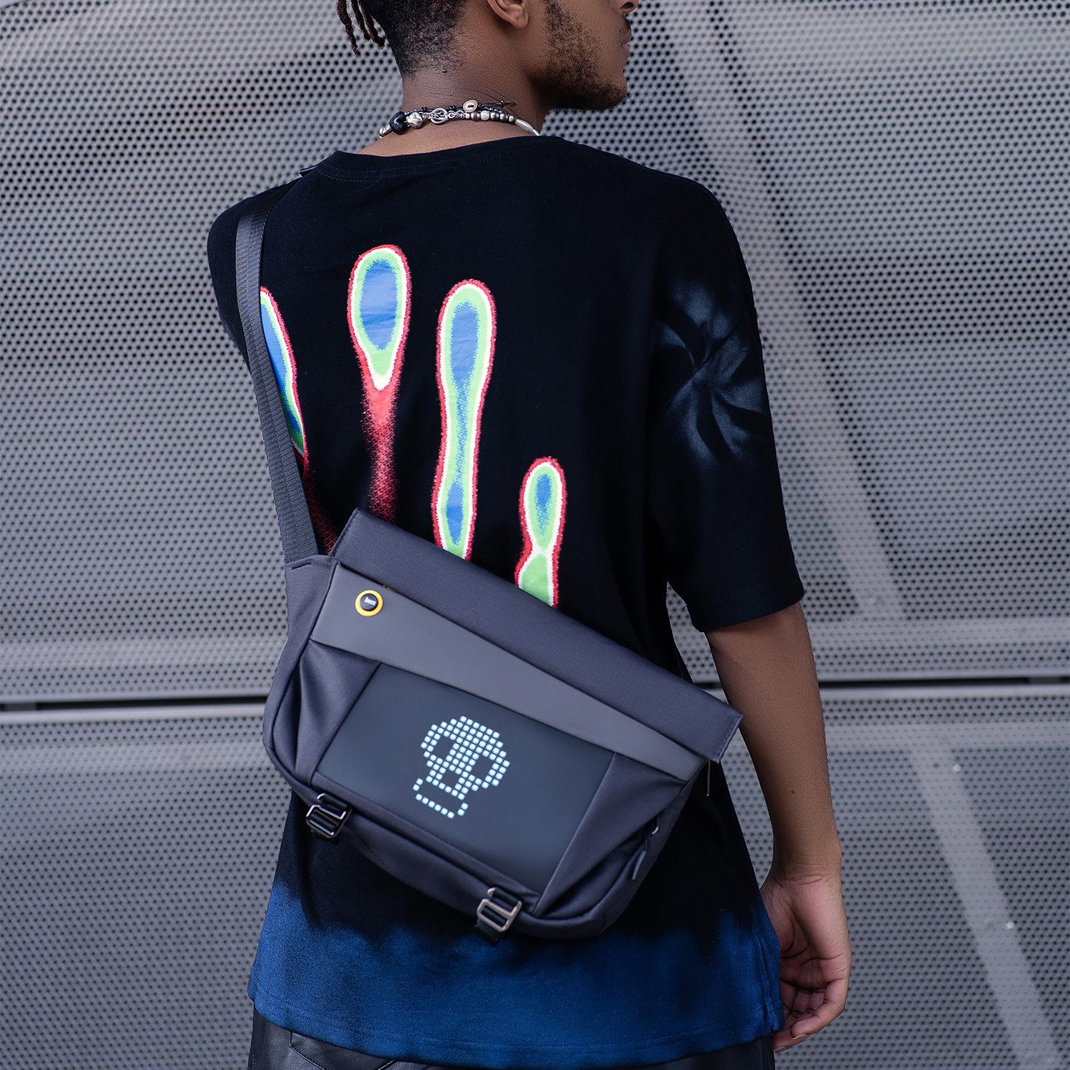 DIVOOM Umhängetasche Divoom Pixoo Slingbag-V - schwarz