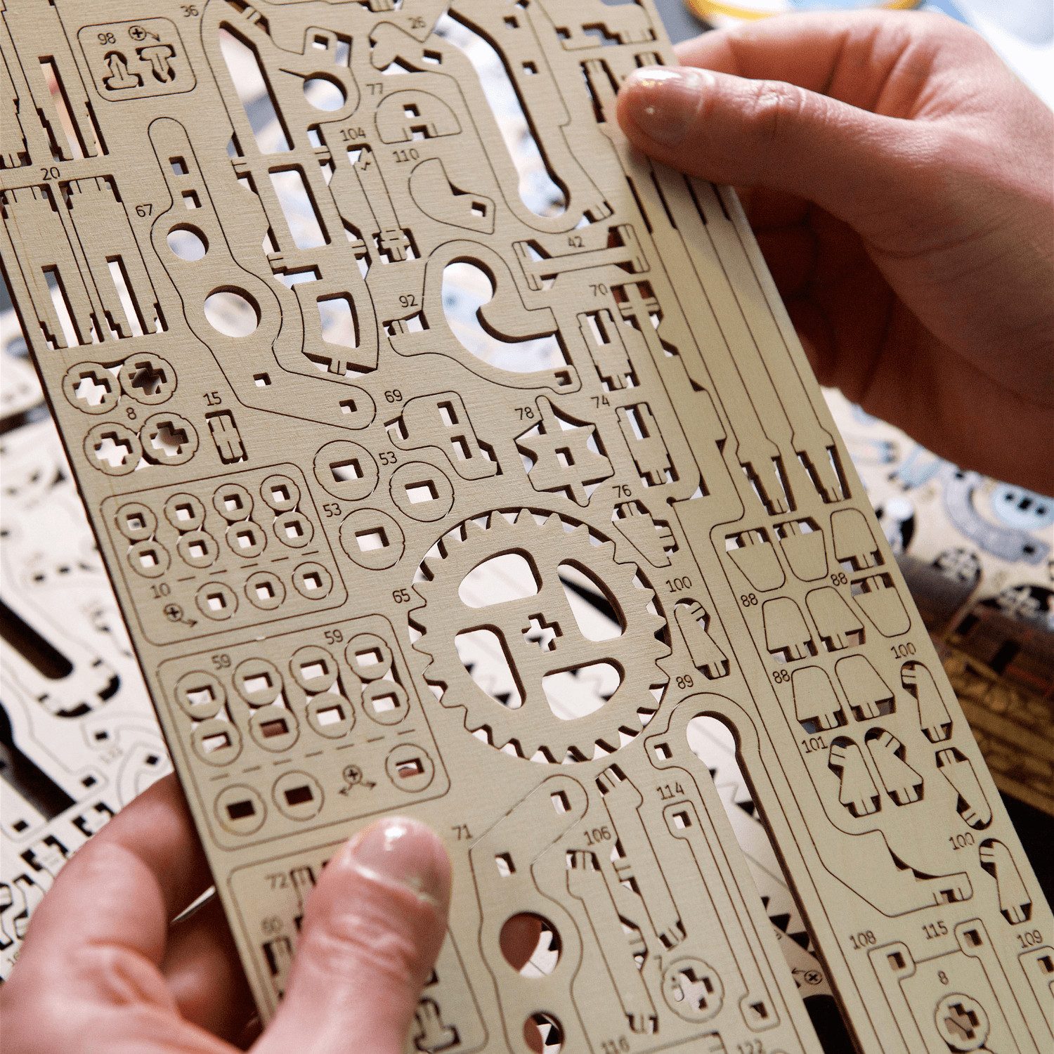 UGEARS Modellbausatz Gringotts Bank Marble Run Harry Potter aus Holz, (1020-tlg)