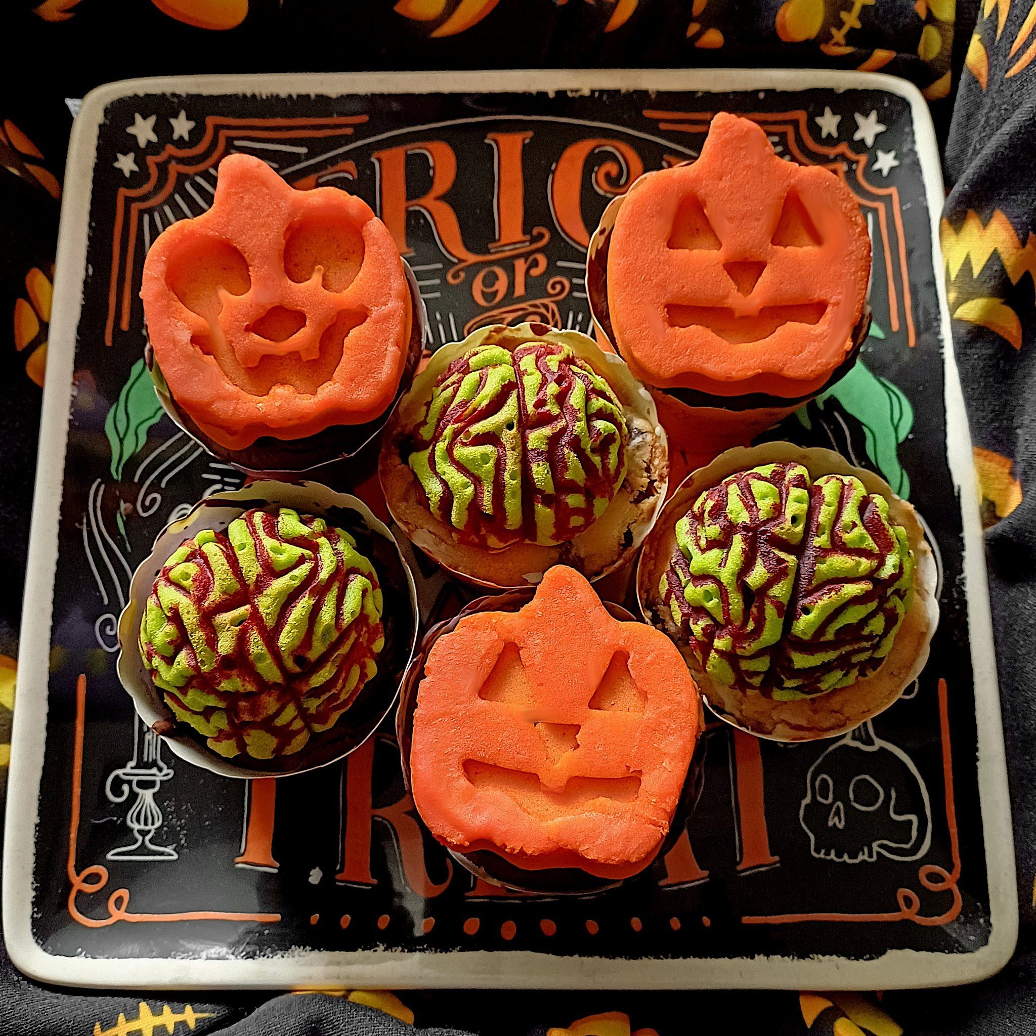 Metamorph Backform Kürbis Silikon Muffin Backform - Halloween Keks, Halloween Keks – Bild 4 von 5